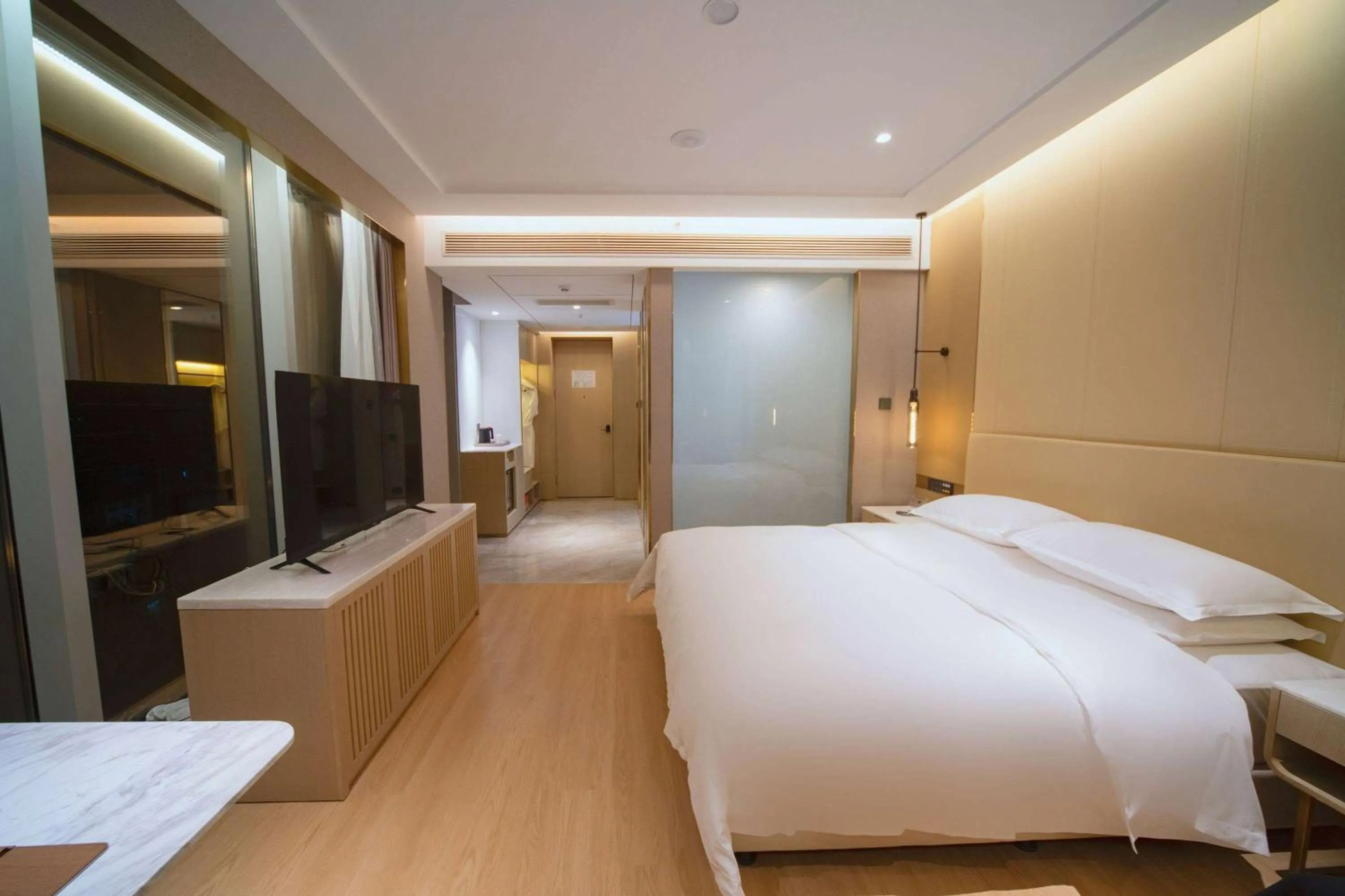 Photo of the whole room, Bed in Ramada by Wyndham Zhouning