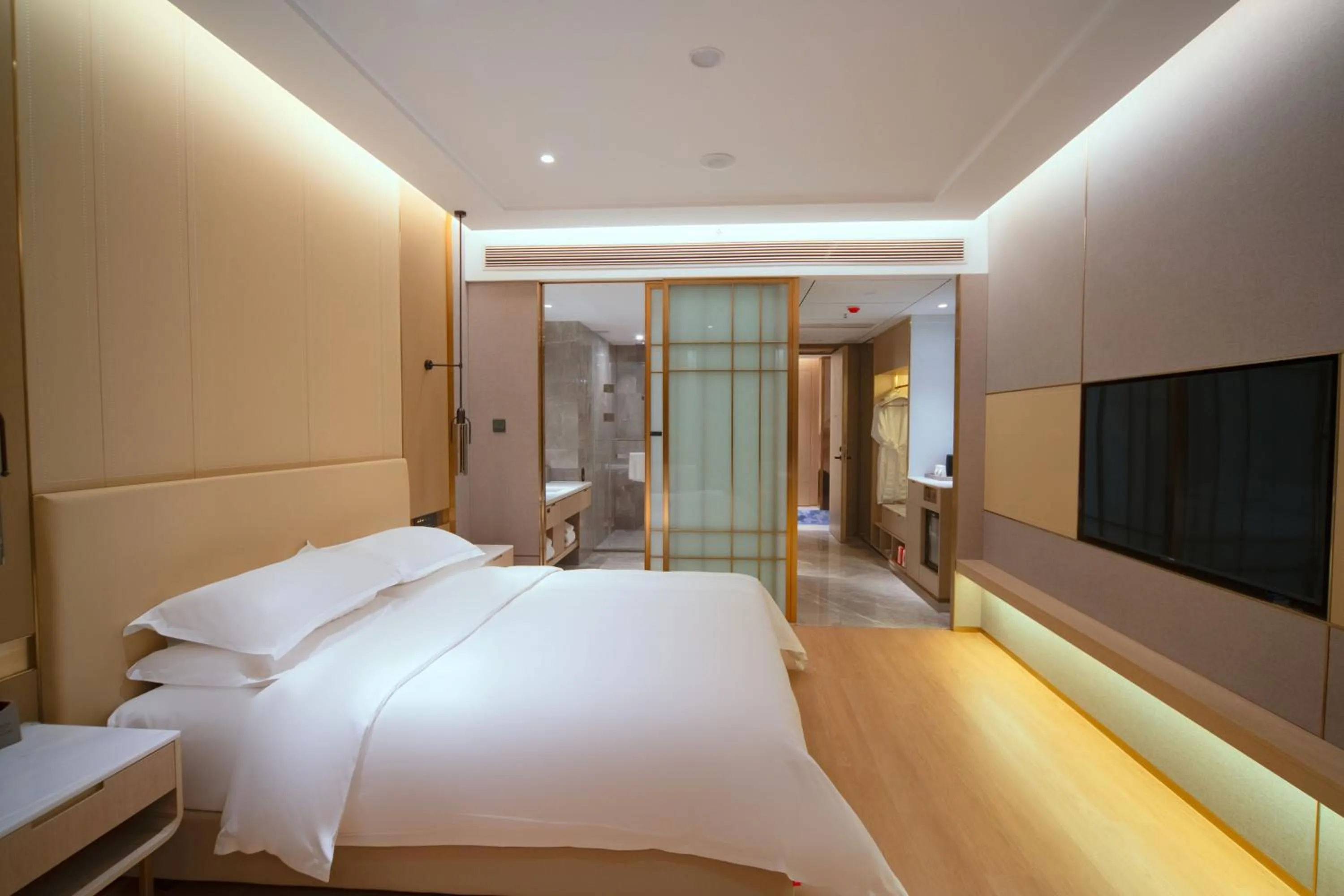 Bed in Ramada by Wyndham Zhouning