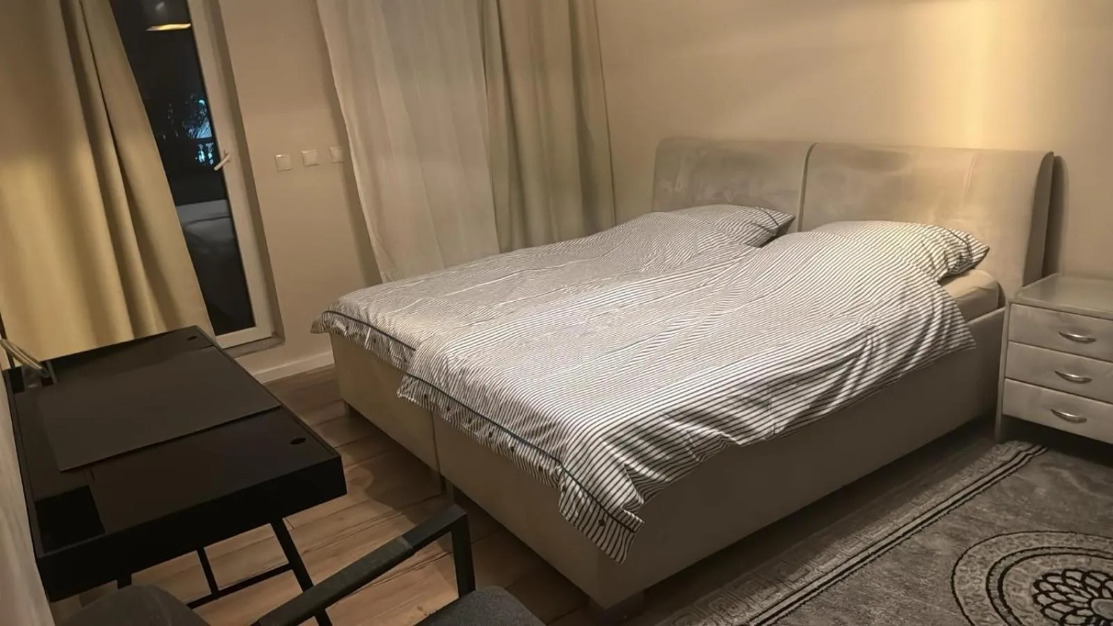 Bed in FHS ApartHotel