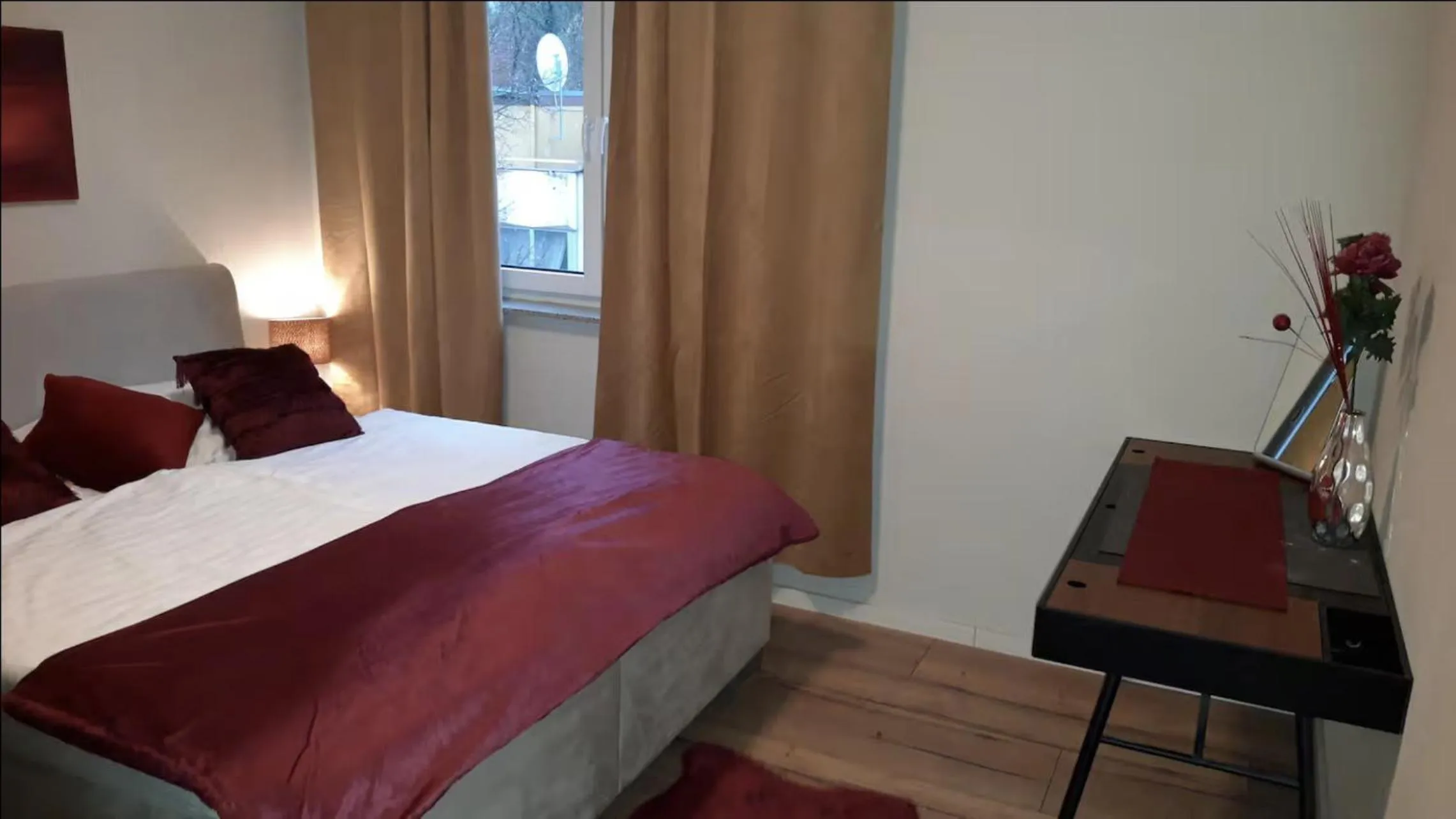 Bed in FHS ApartHotel