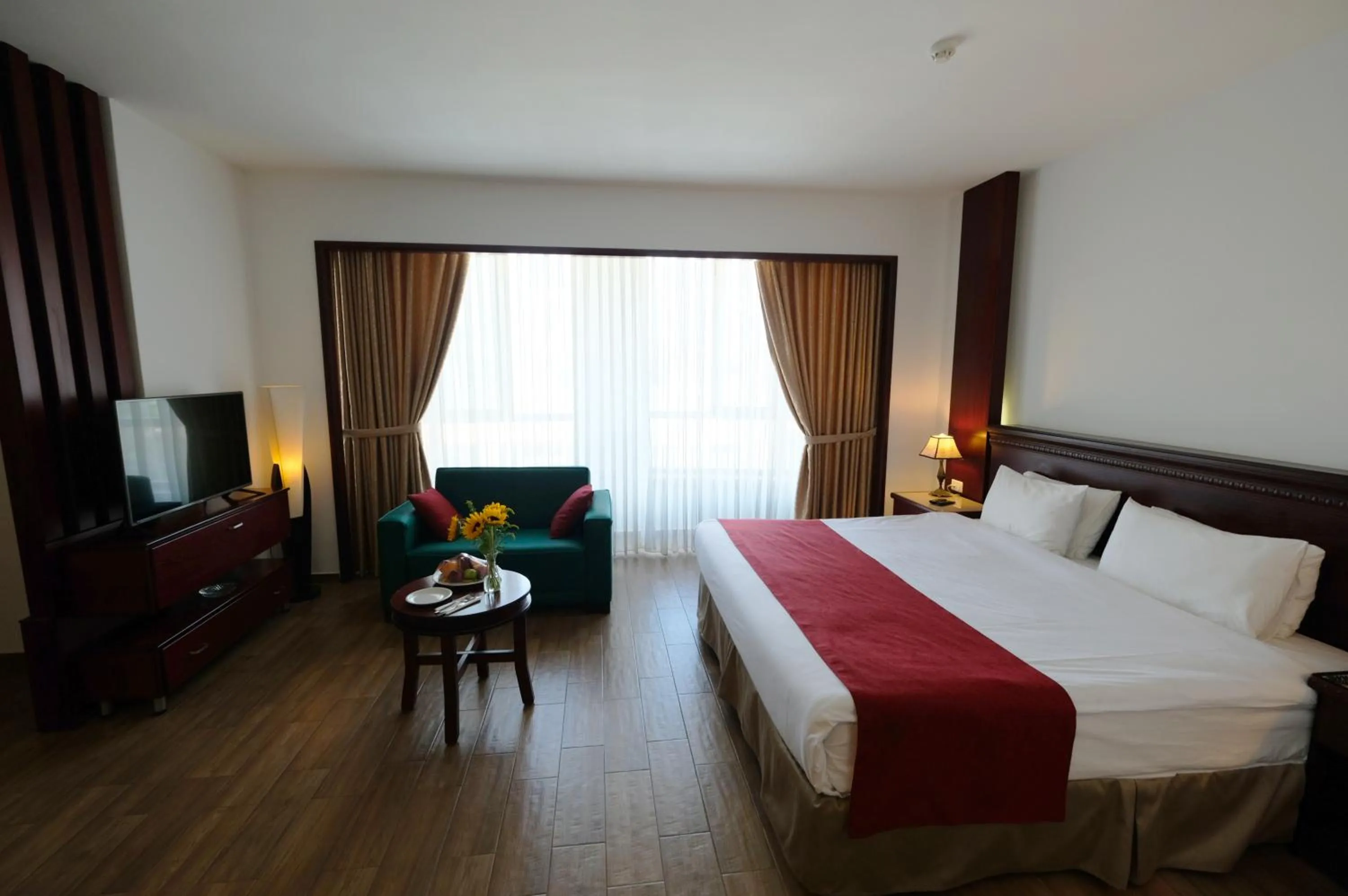 Photo of the whole room, Bed in City Inn Palace Hotel