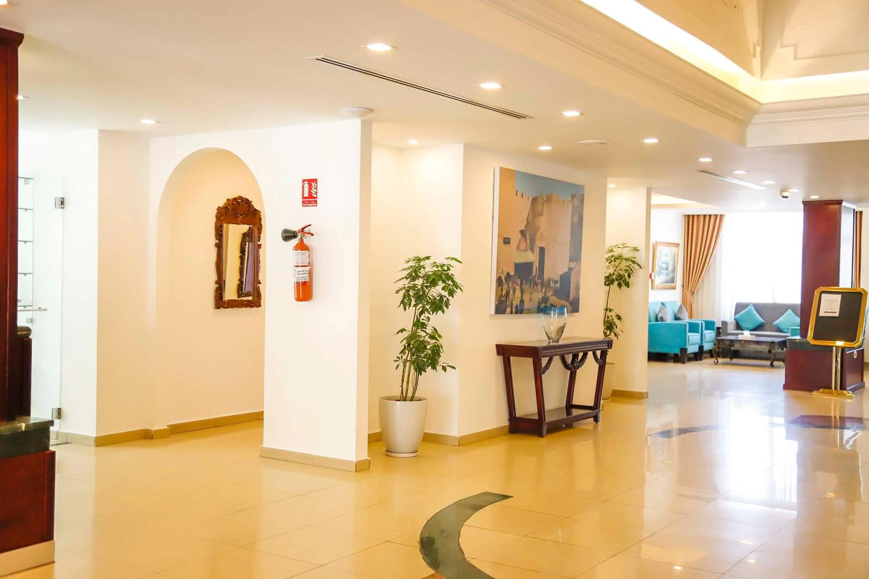 Seating area in City Inn Palace Hotel