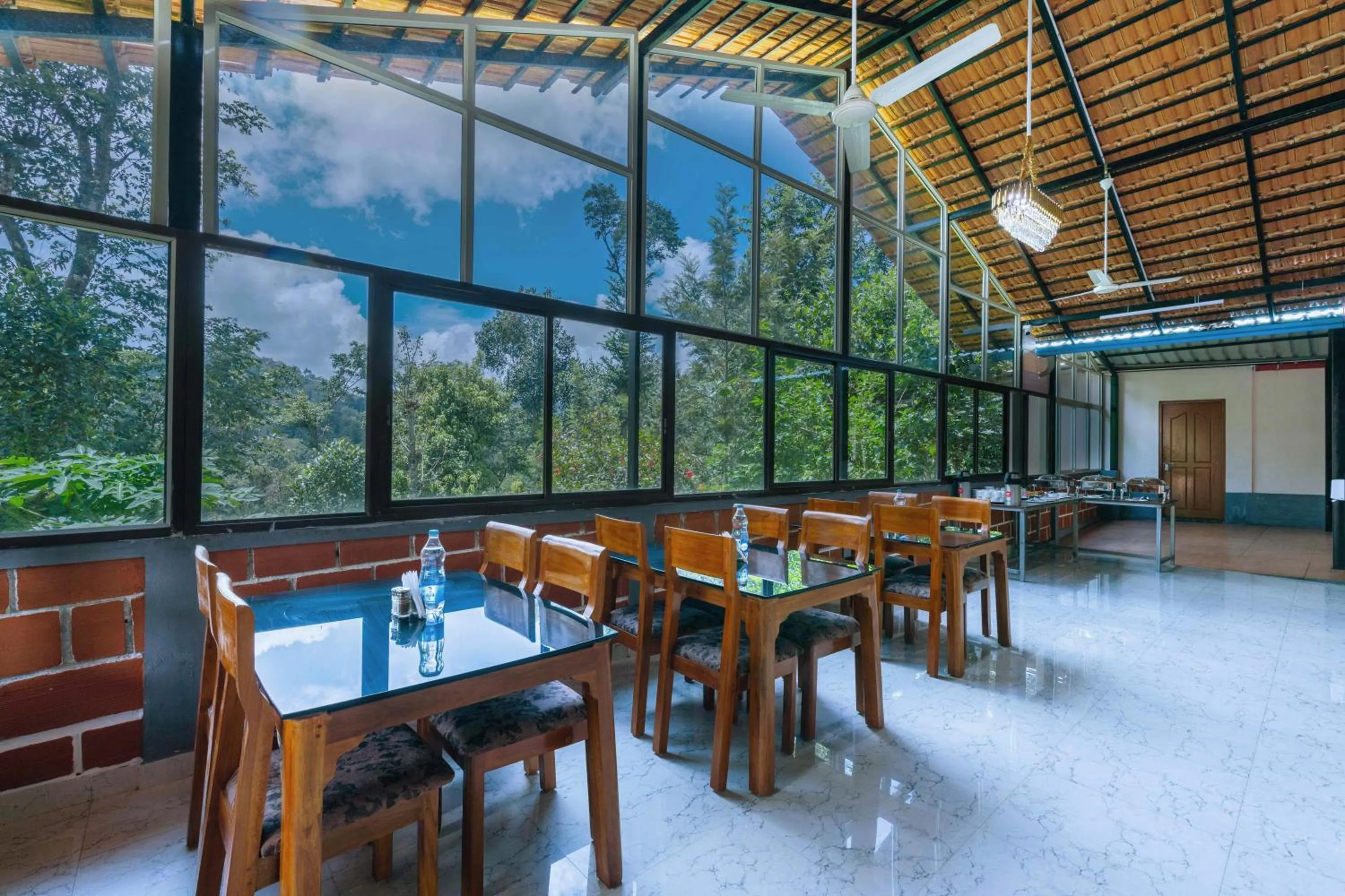 Restaurant/places to eat in Treebo River View