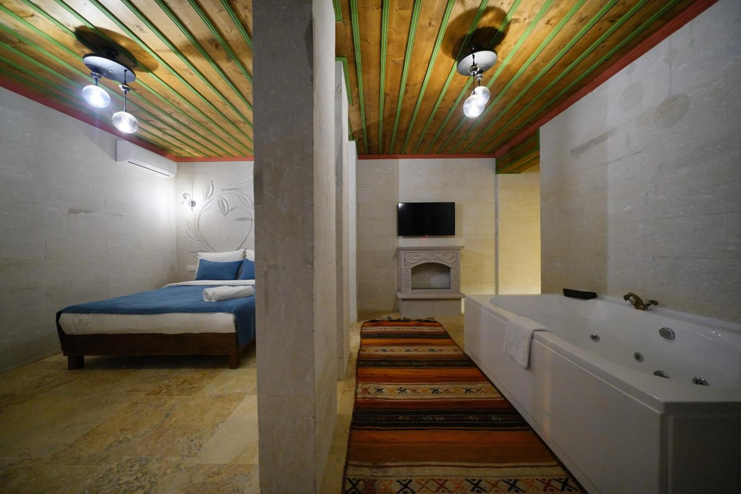 Bed in Mayda Cappadocia