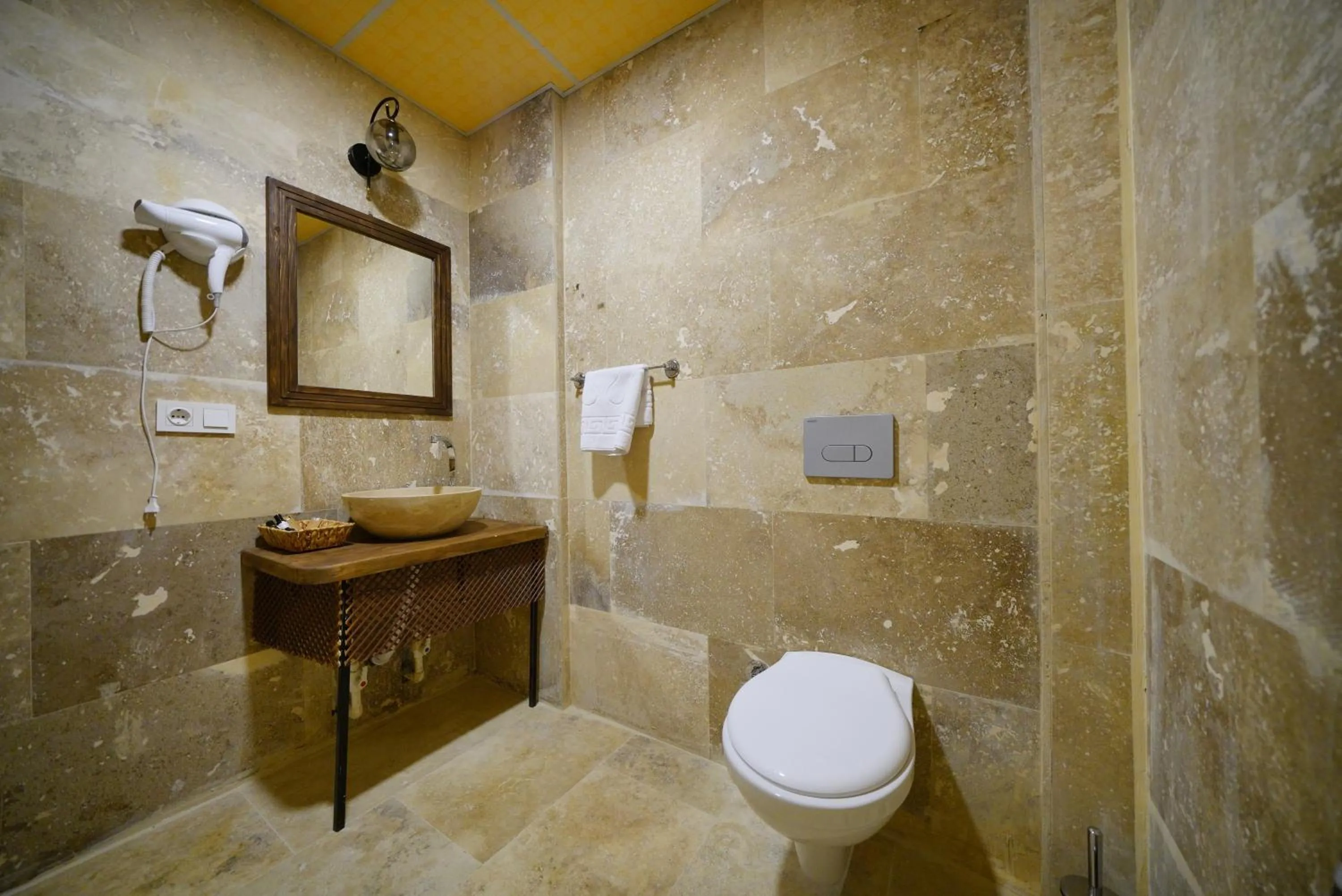 Toilet in Mayda Cappadocia