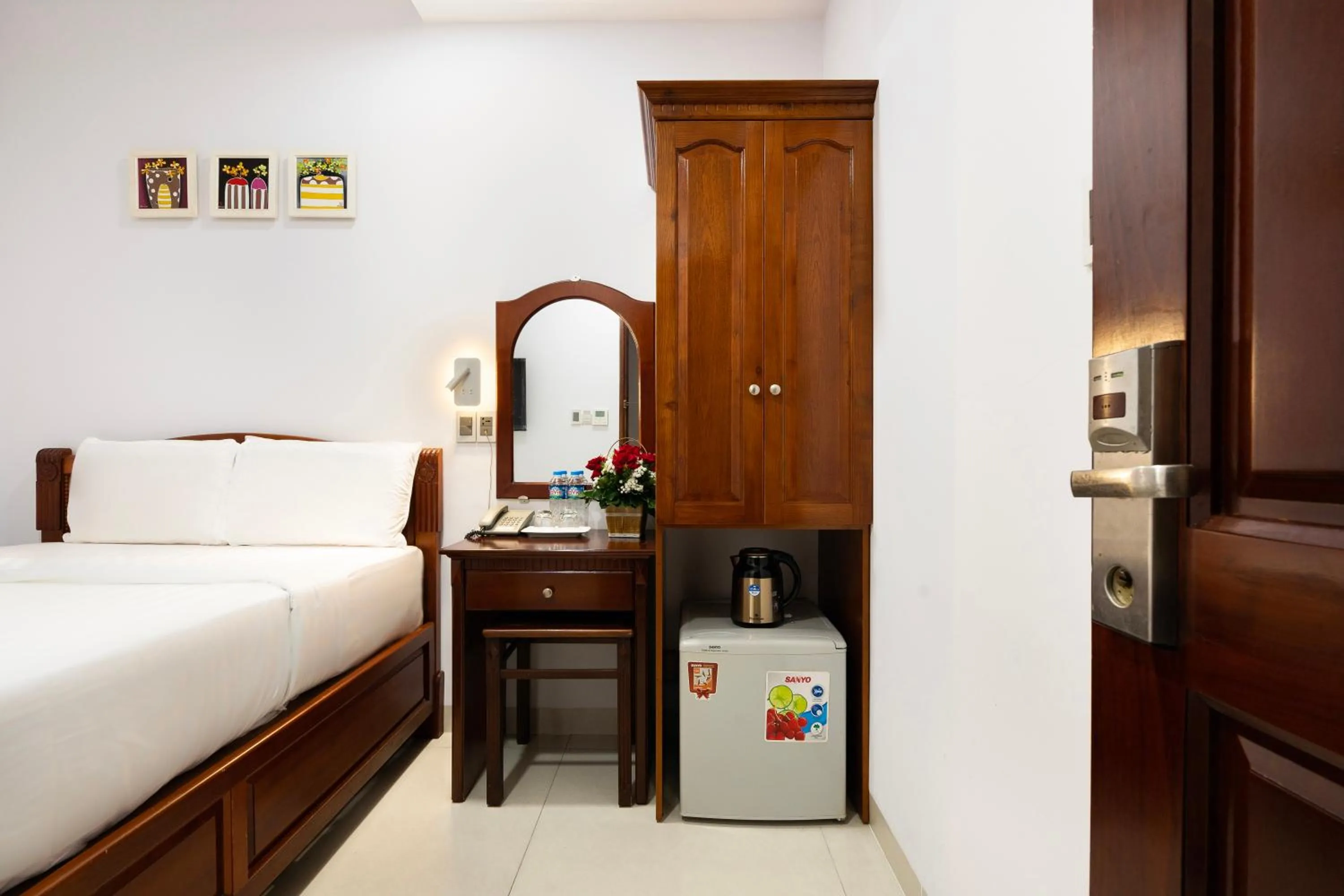 Bed in Hoang Luxury Hotel Dist 1 Ho Chi Minh