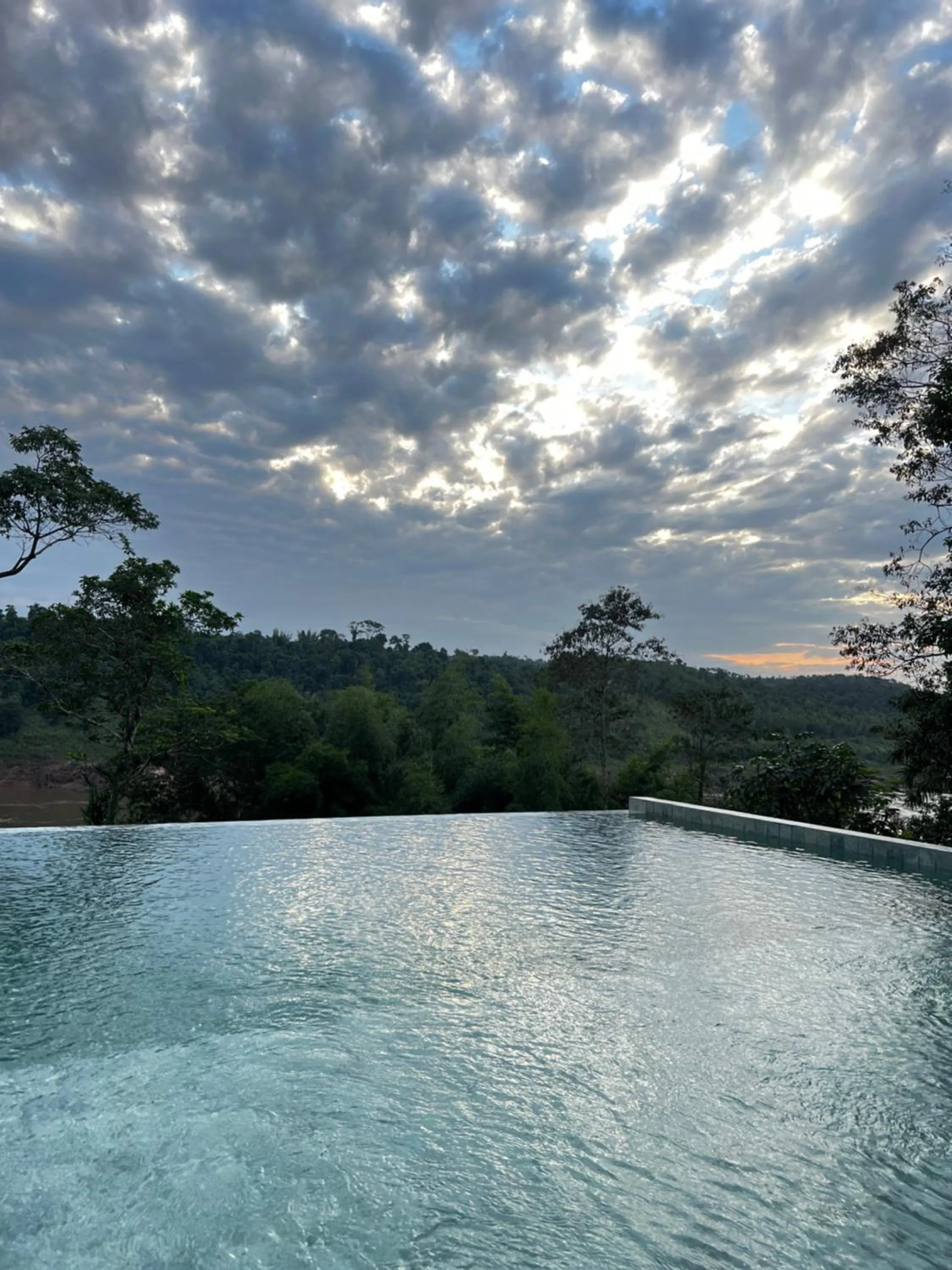 Swimming pool in Costa del Sol Iguazú Suites