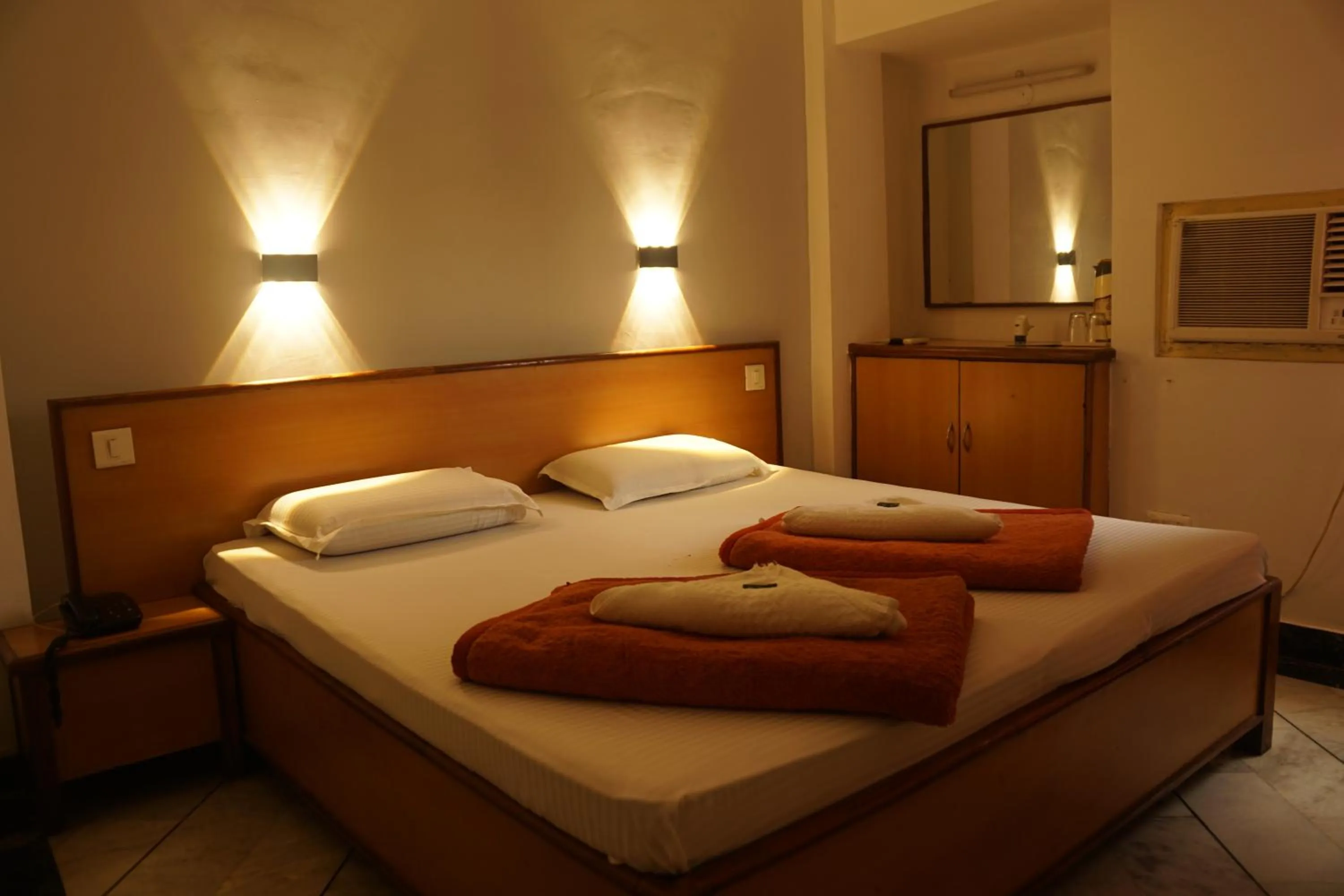 Bed in Subhash Hotel