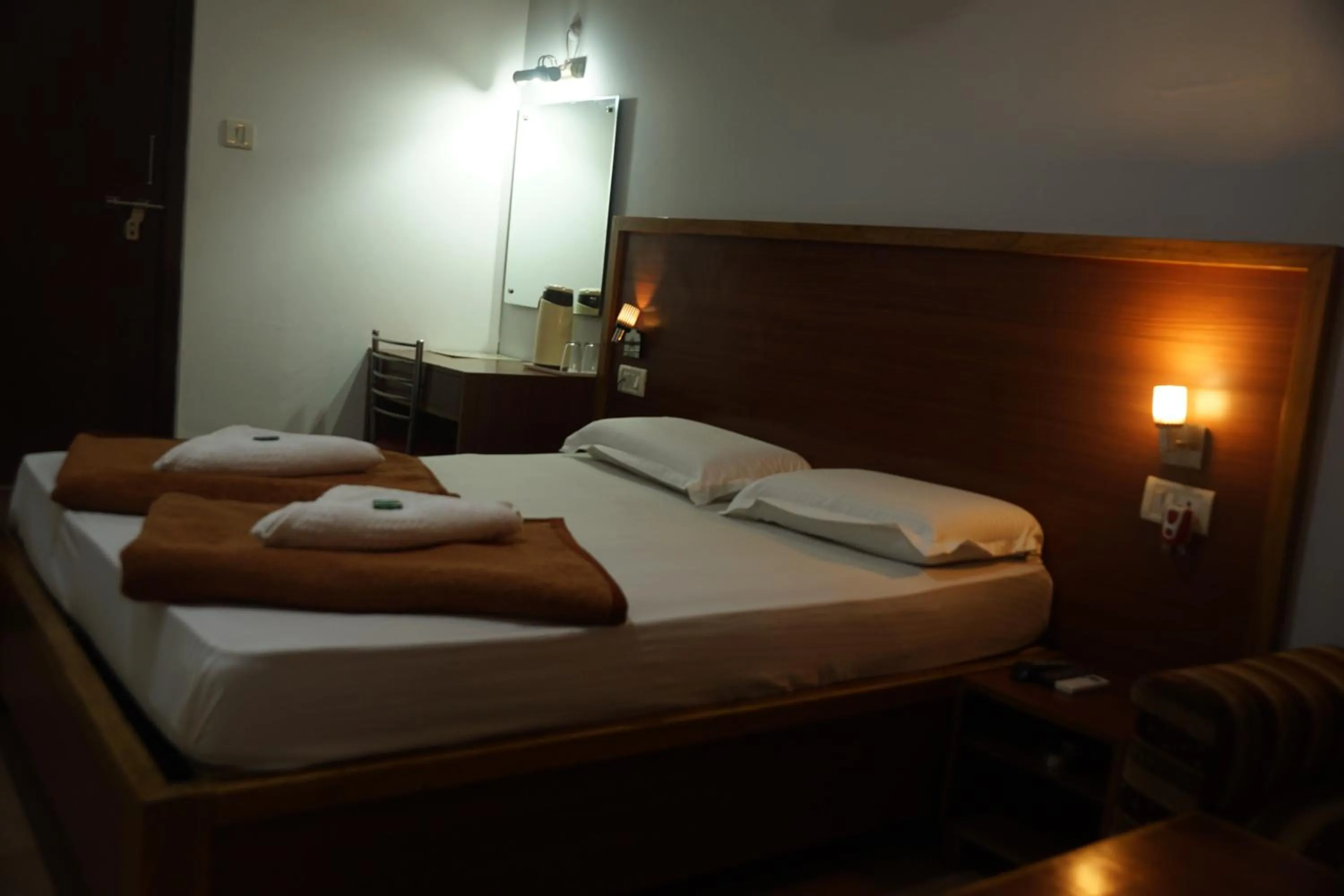 Bed in Subhash Hotel