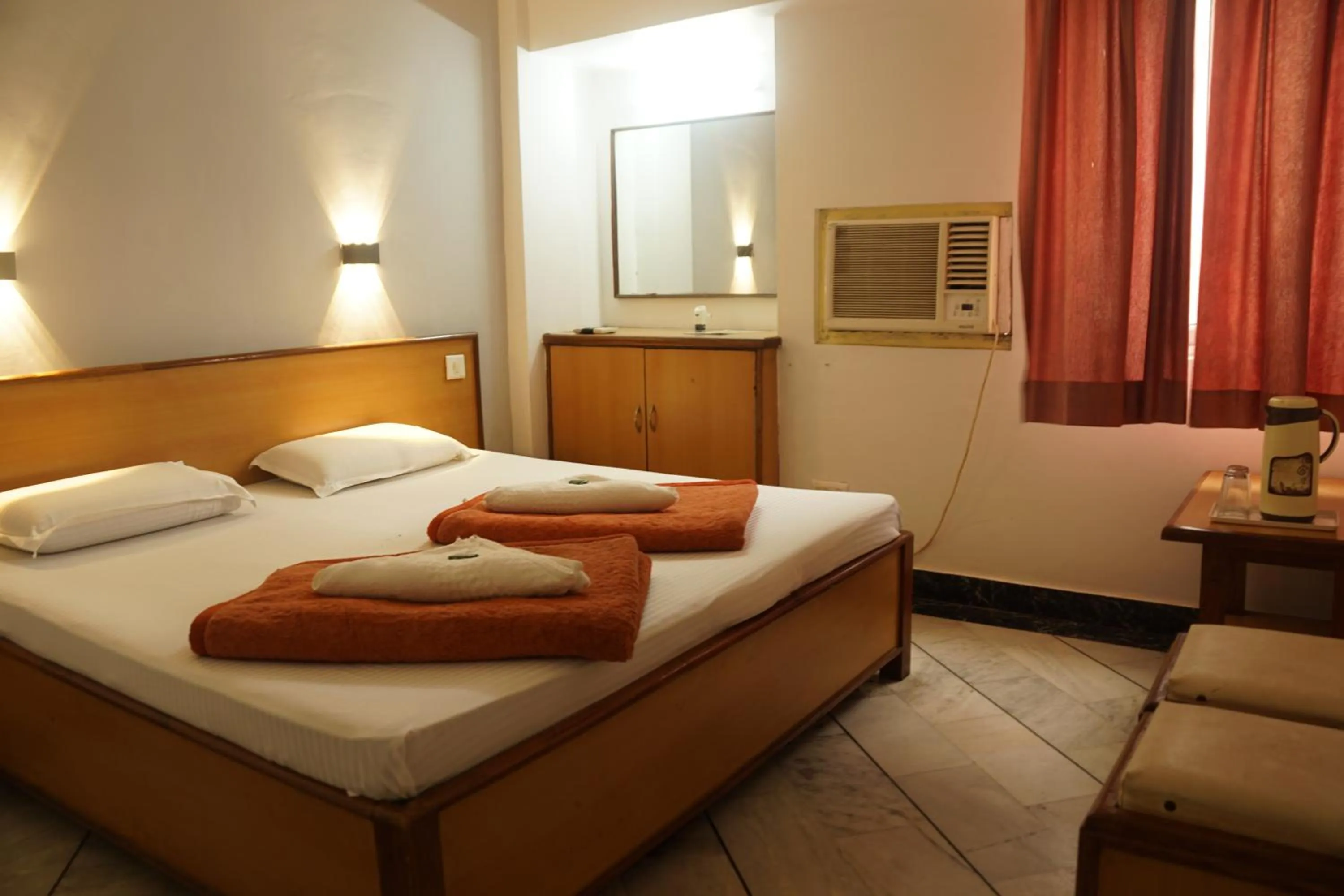 Bed in Subhash Hotel