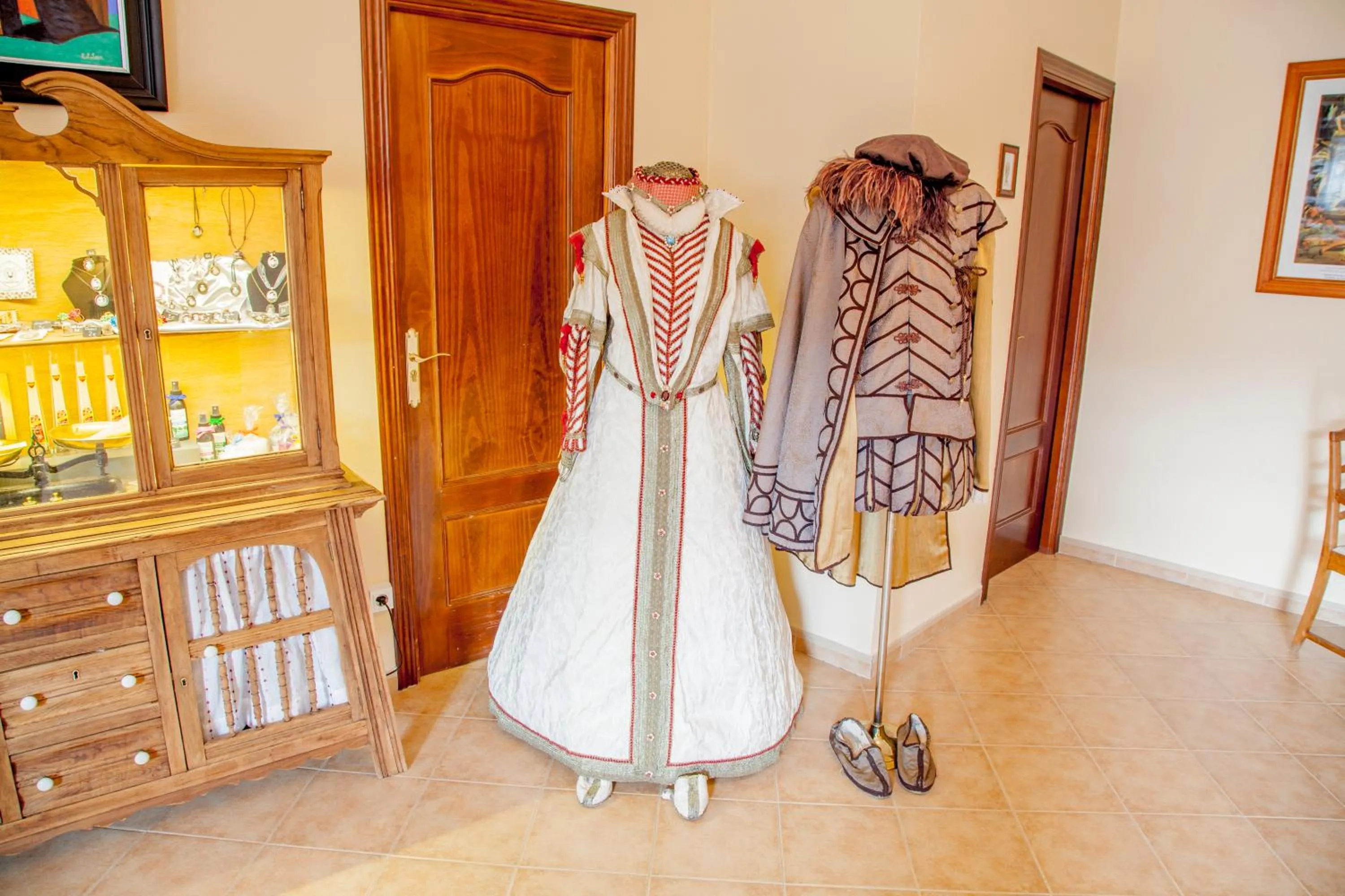 On-site shops in Hotel Mayno