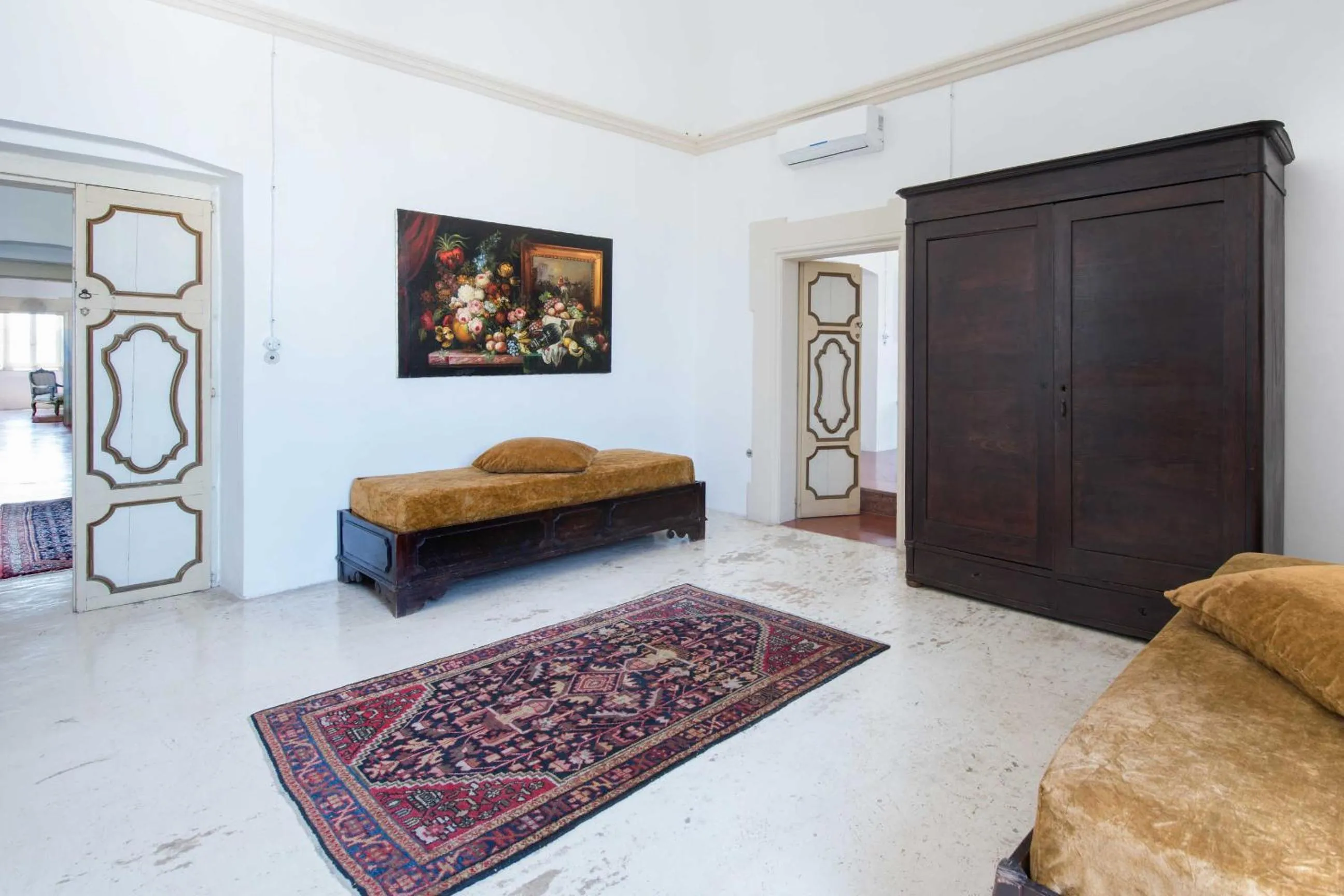 Photo of the whole room in Castello di Casamassella - Marea Stays Collection