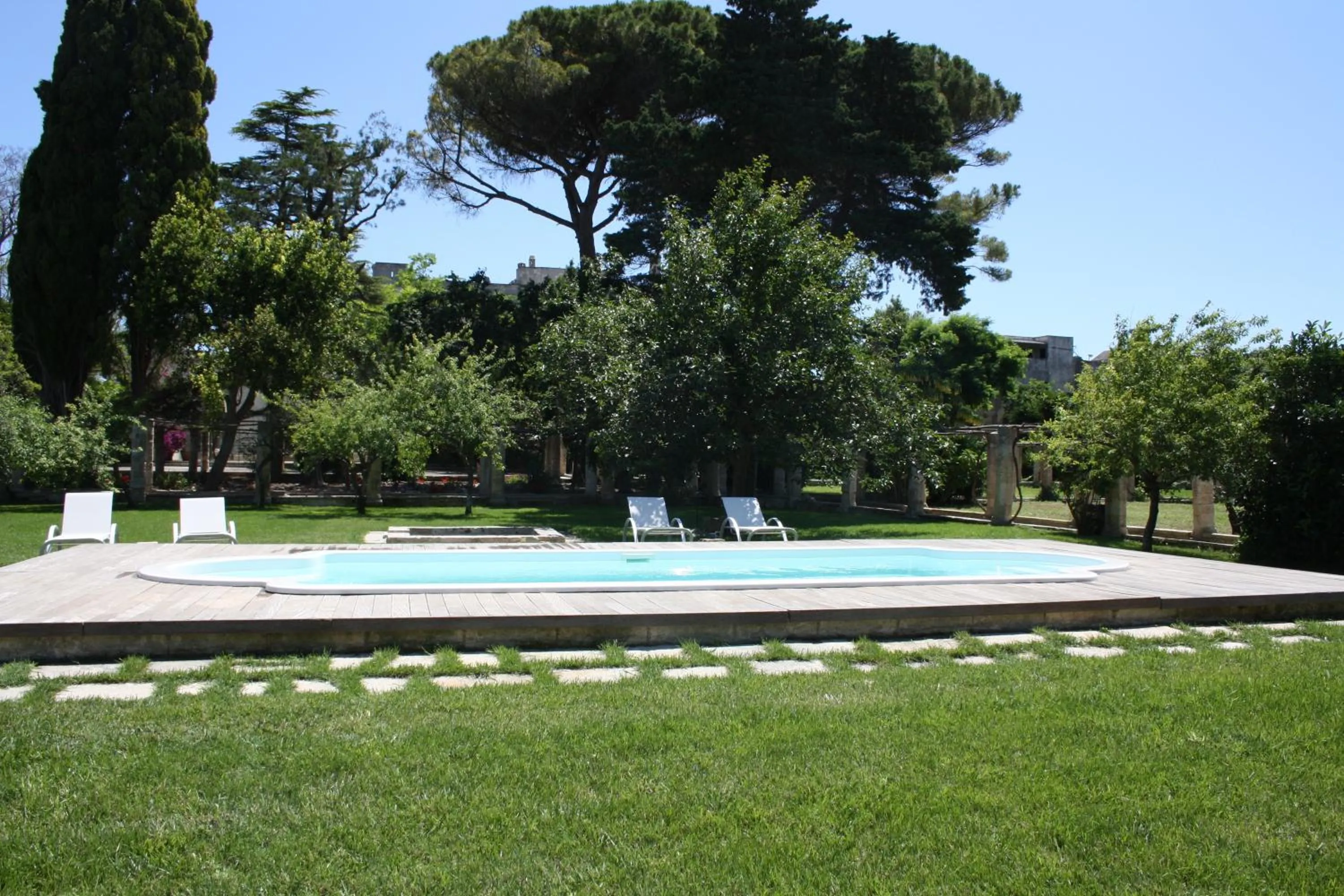 Pool view in Castello di Casamassella - Marea Stays Collection