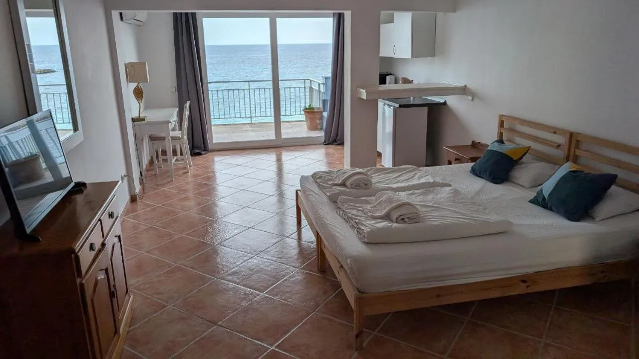 Suite with Terrace and Sea View in Amena Mar Hotel