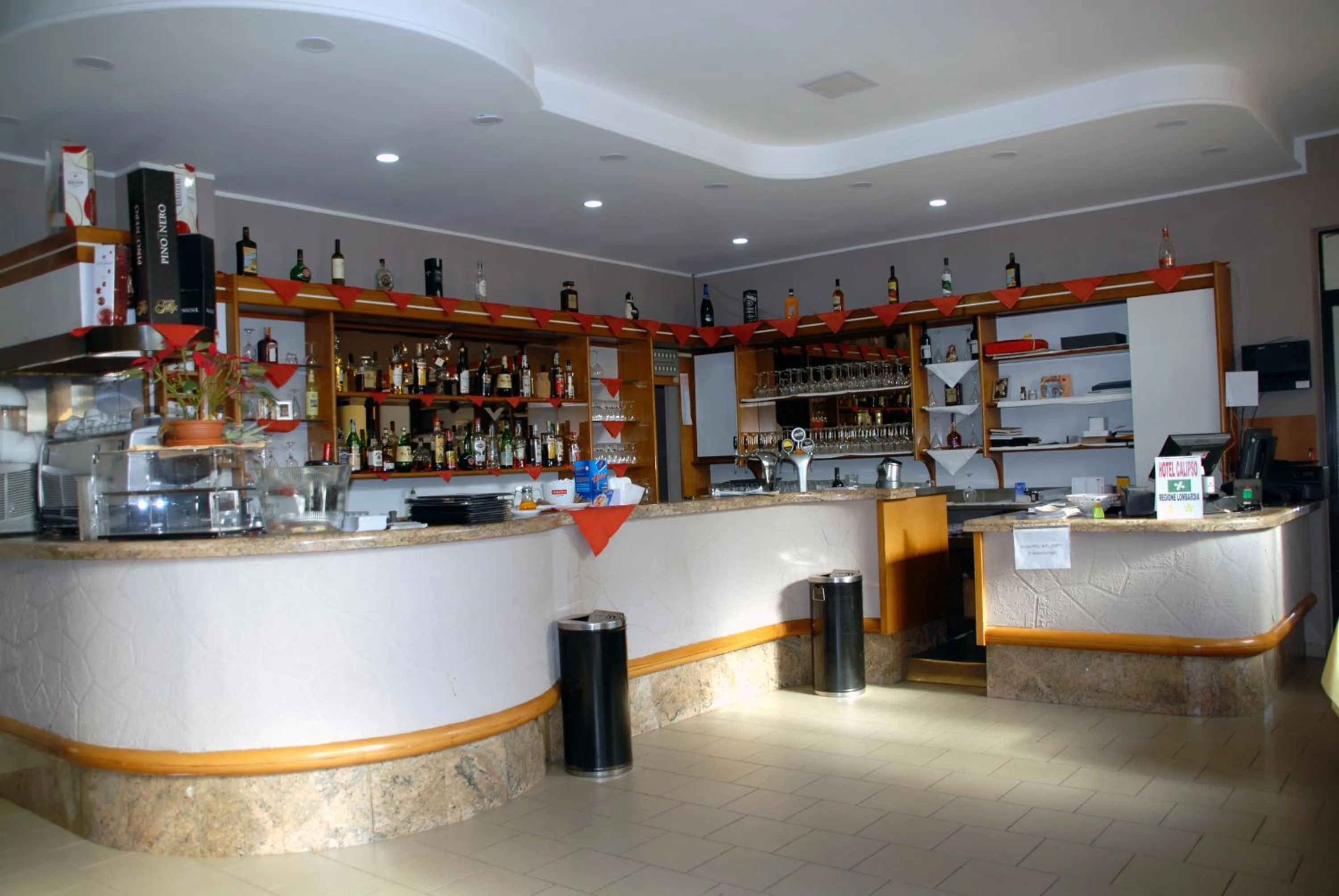 Coffee/tea facilities in Hotel Ristorante Il Calipso by Mago