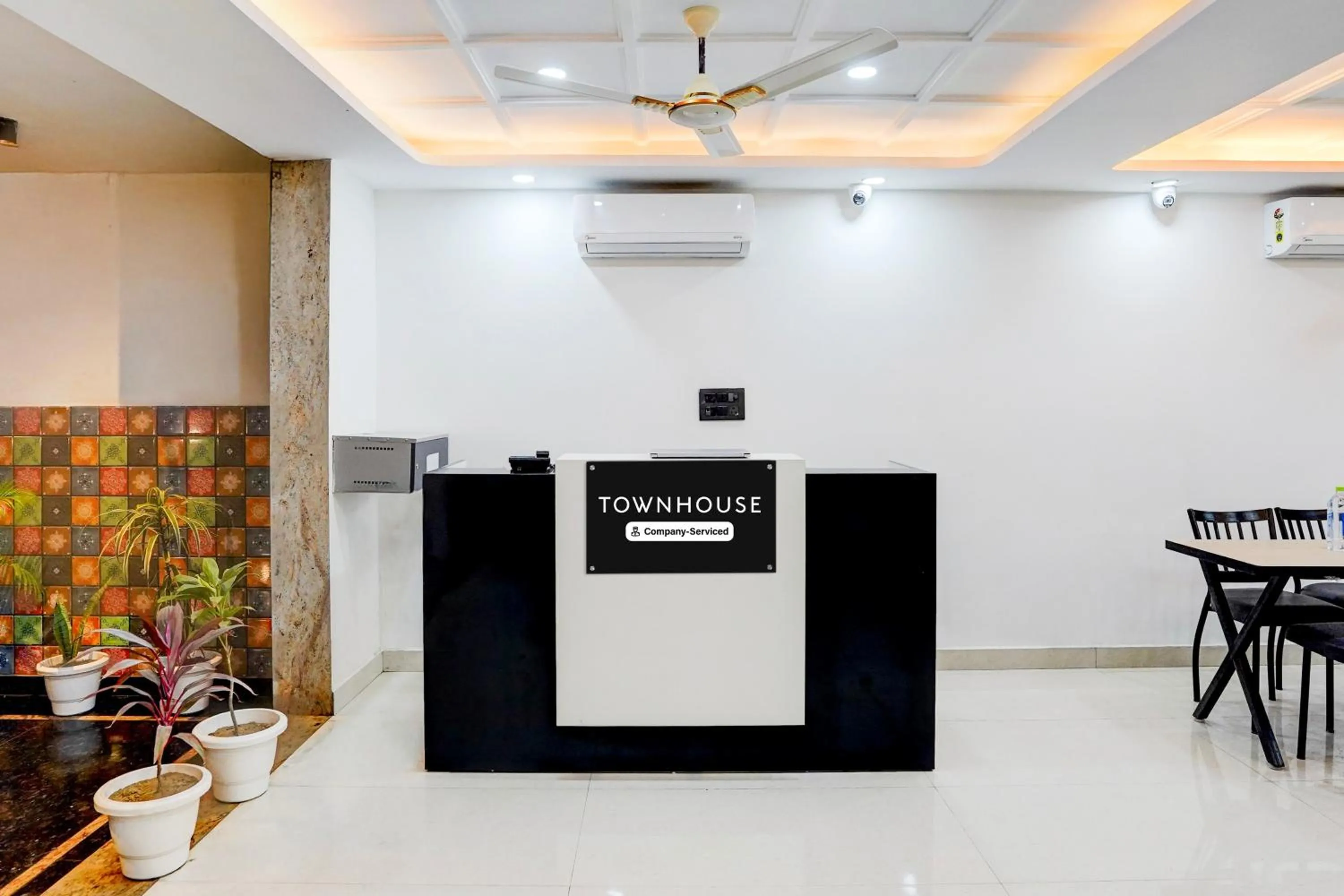 Super Townhouse Sector 143B Noida