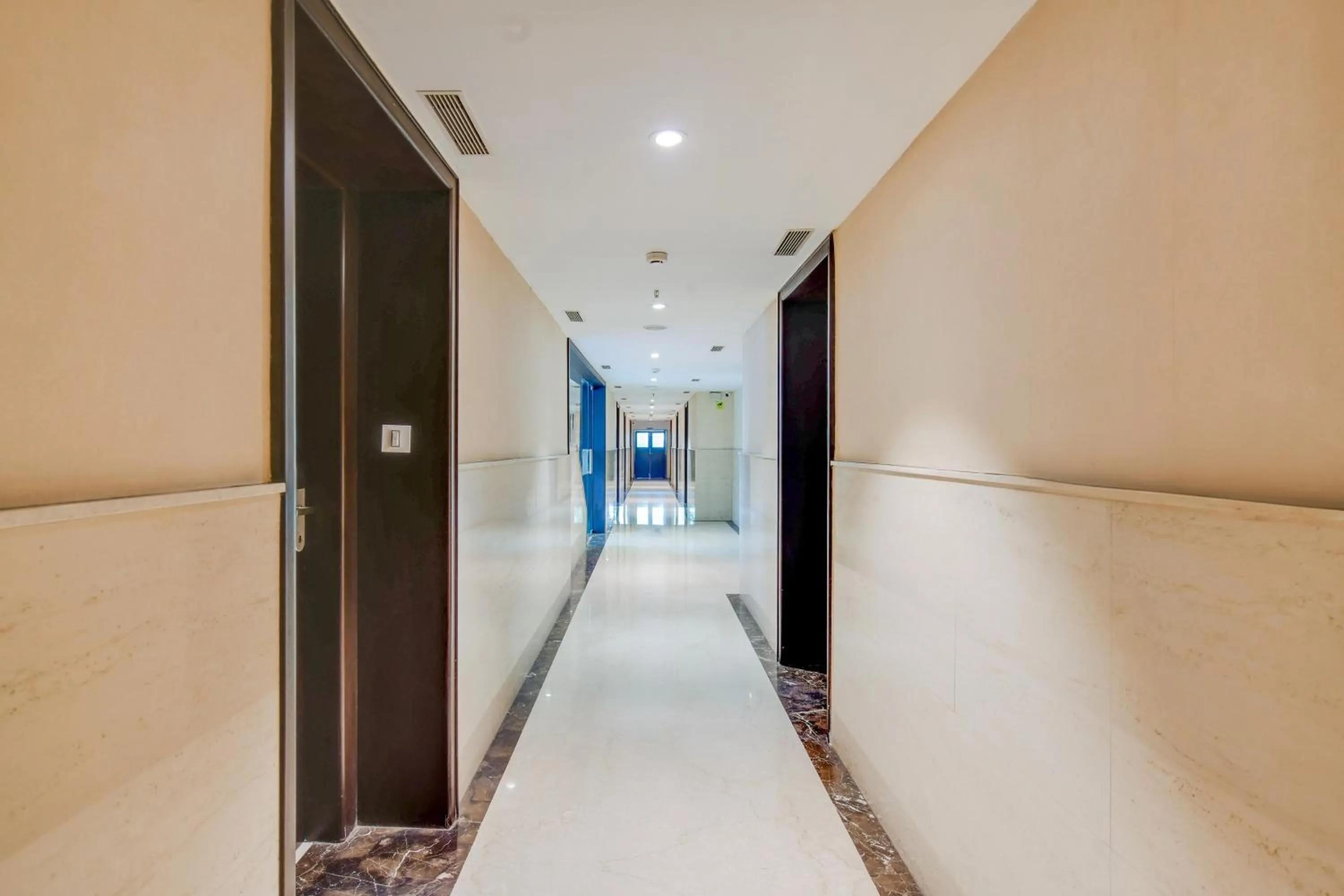 Lobby or reception in Palette by CheckIn Chappan Market Indore Formerly Sapphire Star