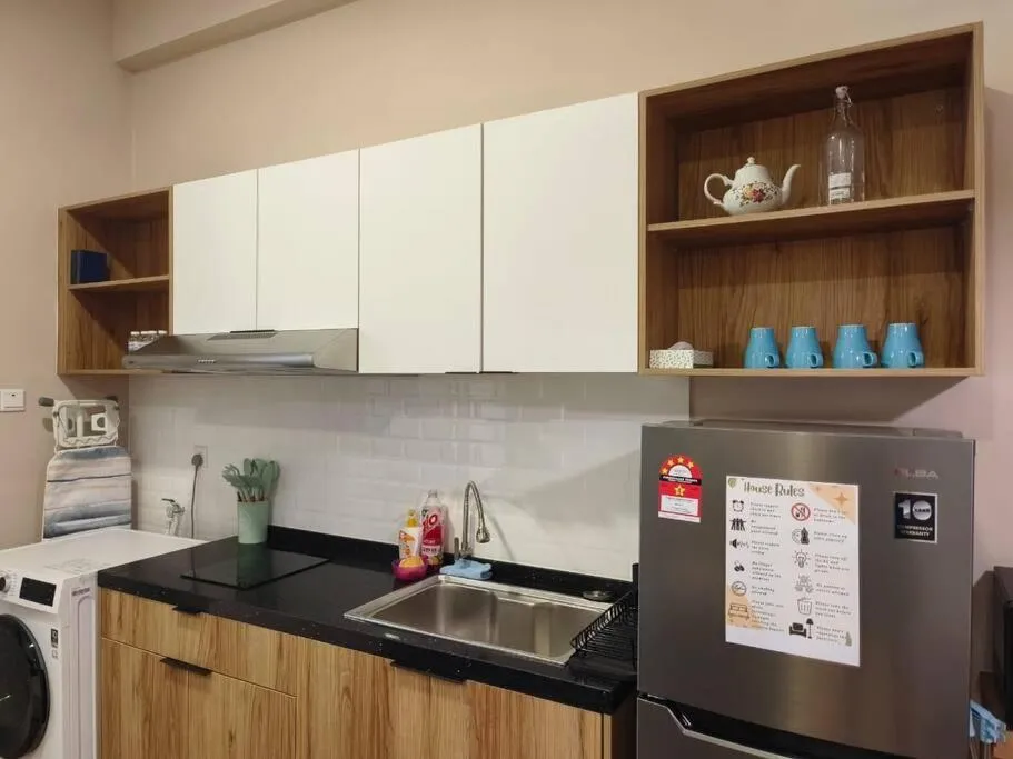 LV7 Vhomez Kuantan 1-4 pax