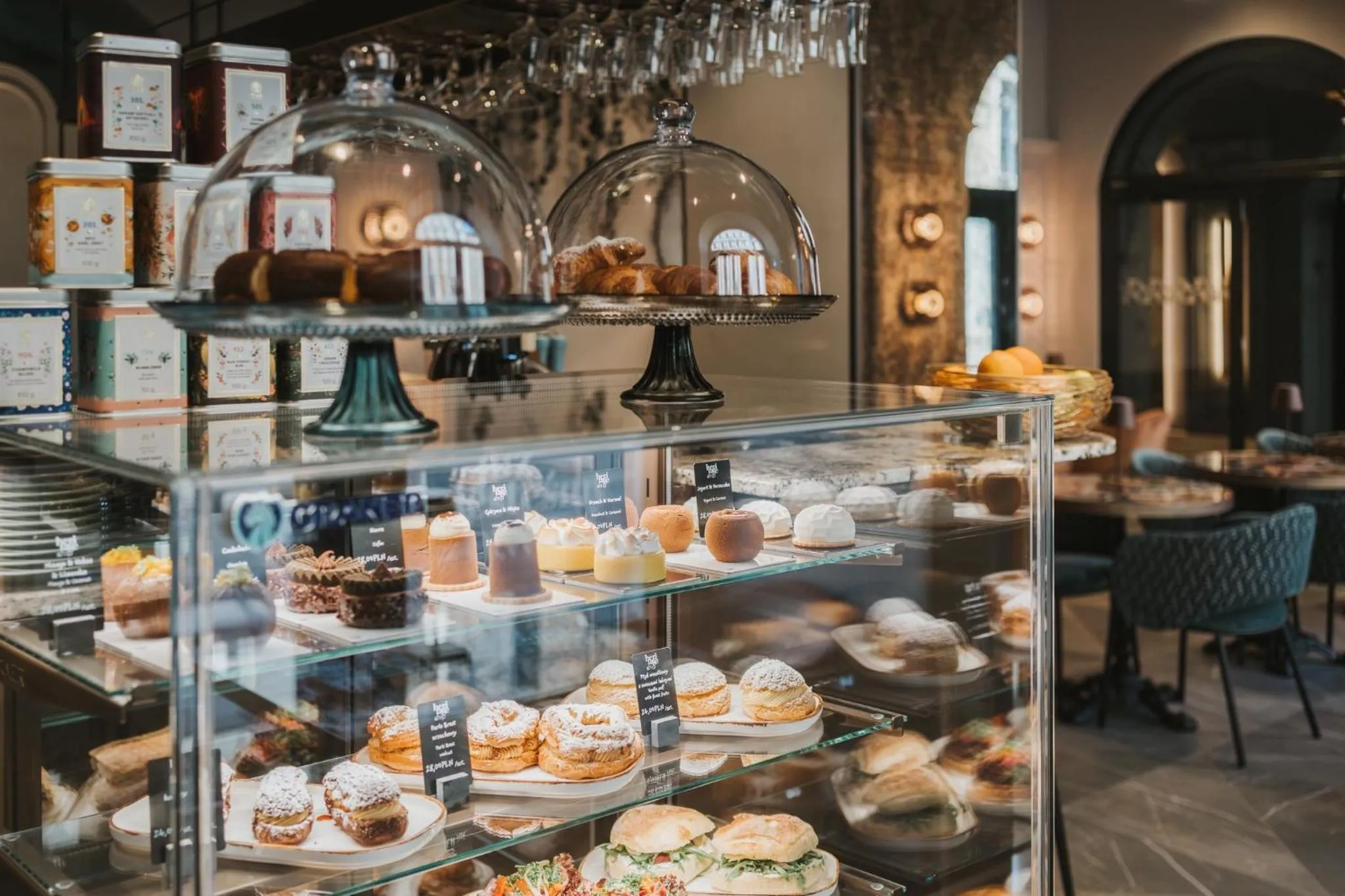 Restaurant/places to eat in Hotel Indigo Krakow - Wawel Castle by IHG