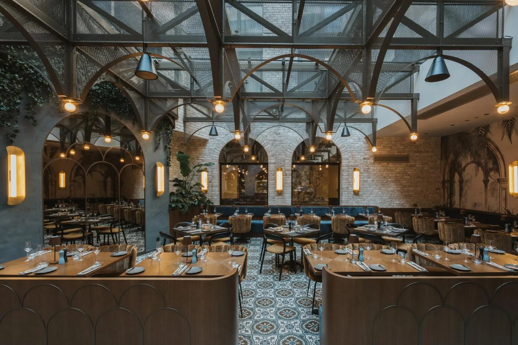 Restaurant/places to eat in Hotel Indigo Krakow - Wawel Castle by IHG