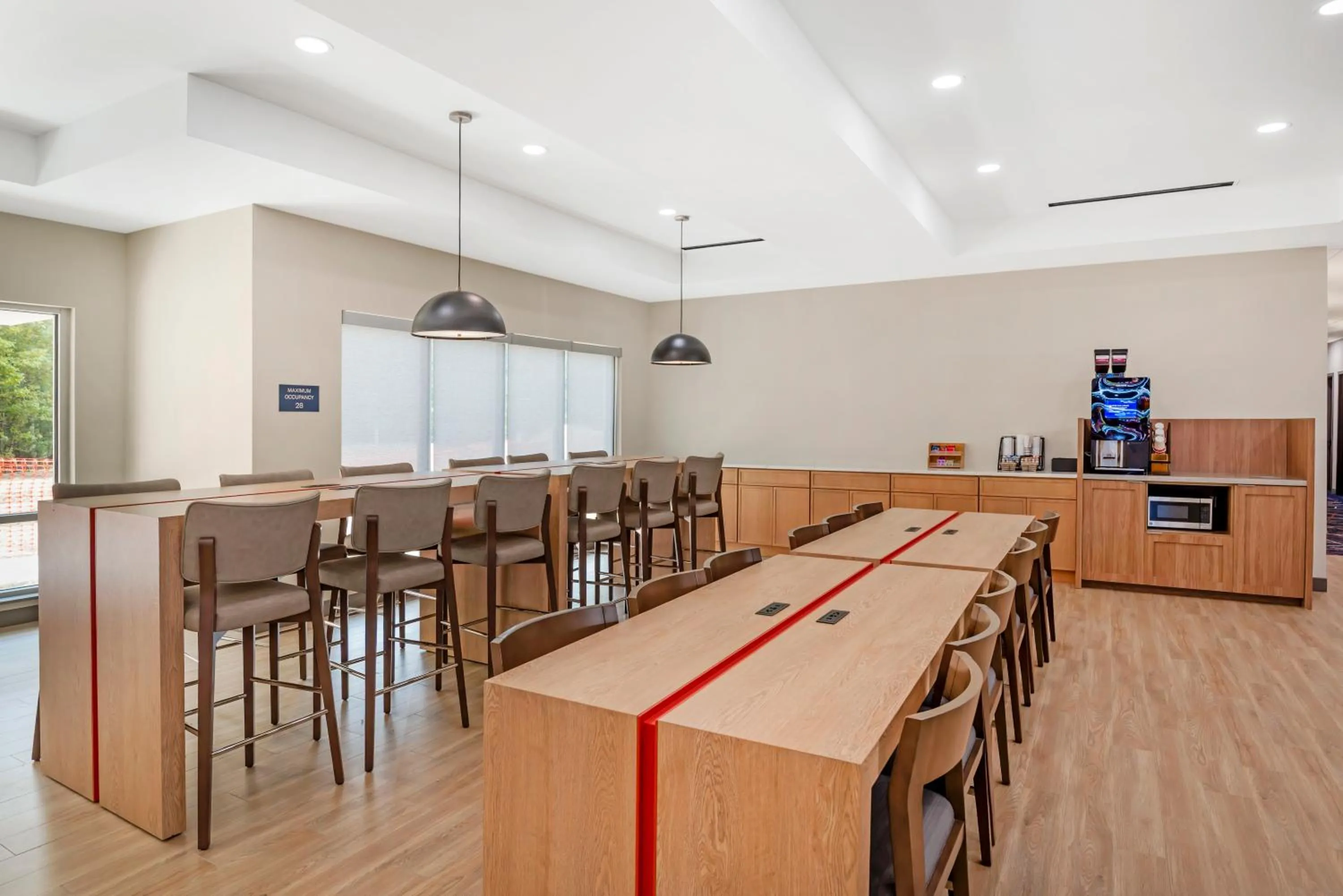 Lobby or reception in Candlewood Suites Chester - Richmond by IHG