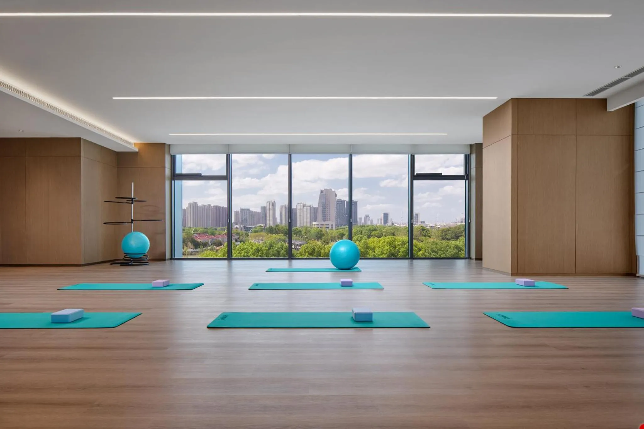 Spa and wellness centre/facilities in Crowne Plaza Kunshan East by IHG