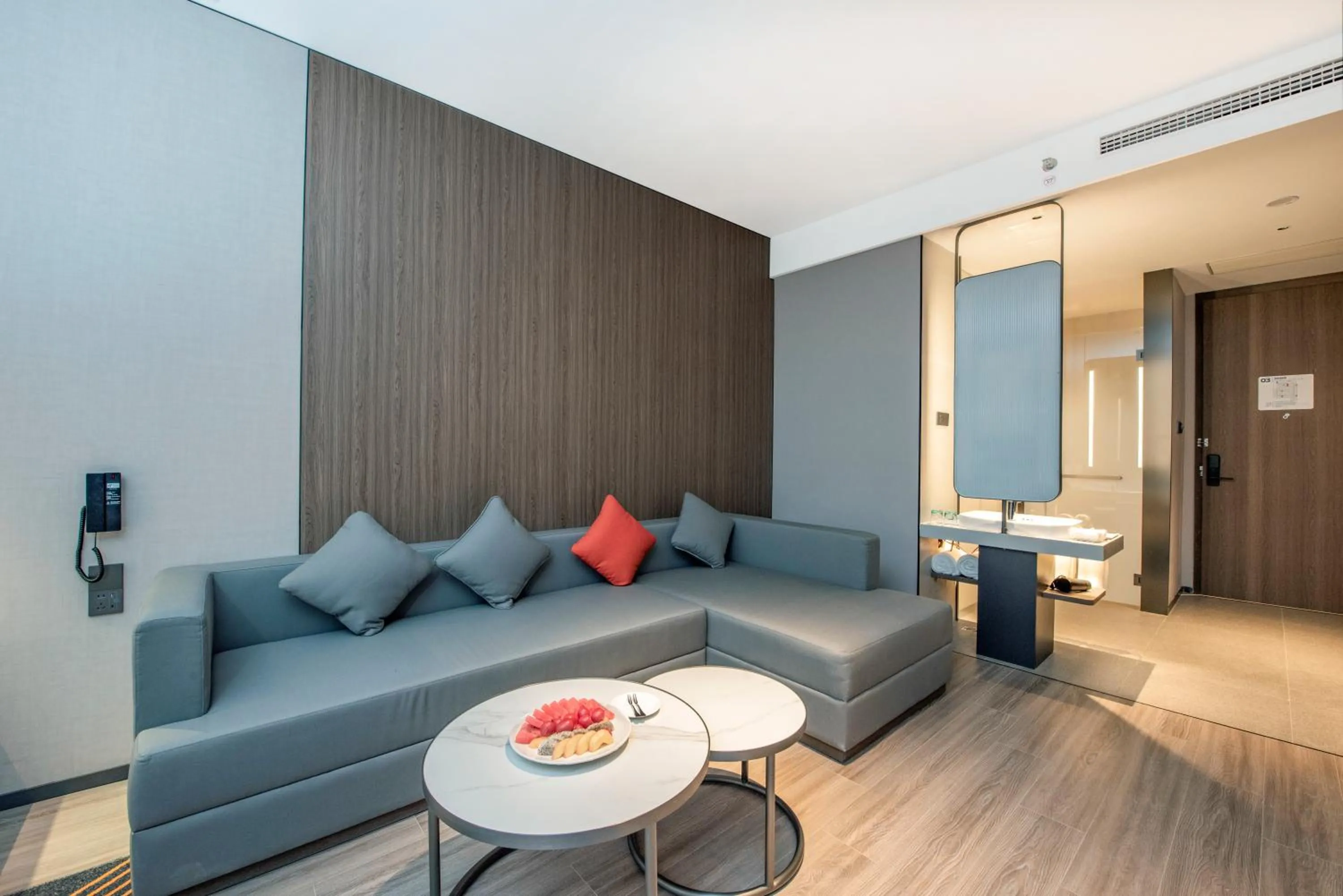 Living room in Holiday Inn Express Yinchuan Lanxi Valley Plaza by IHG