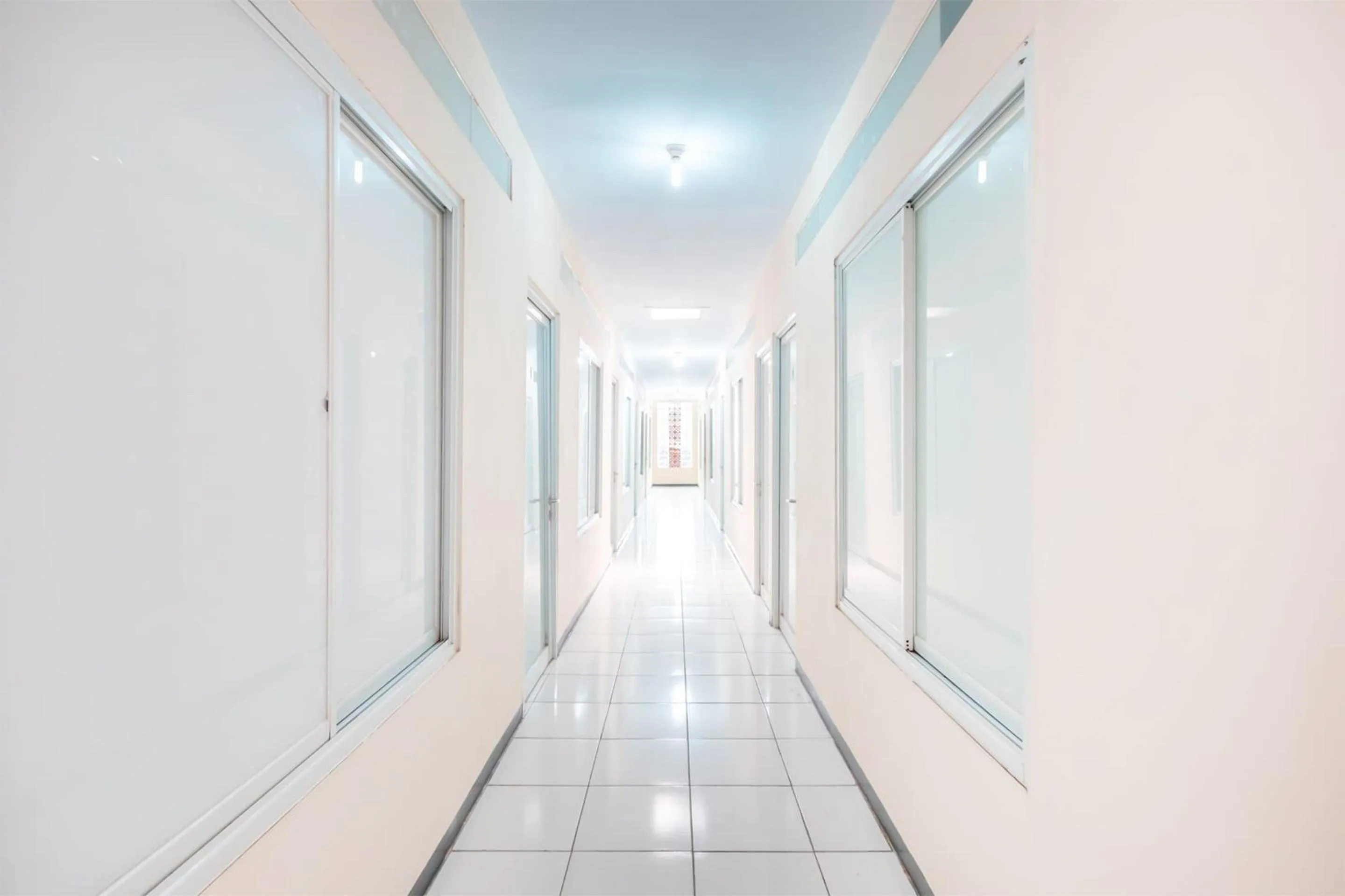 Lobby or reception in Hotel O J&b Room Pramuka