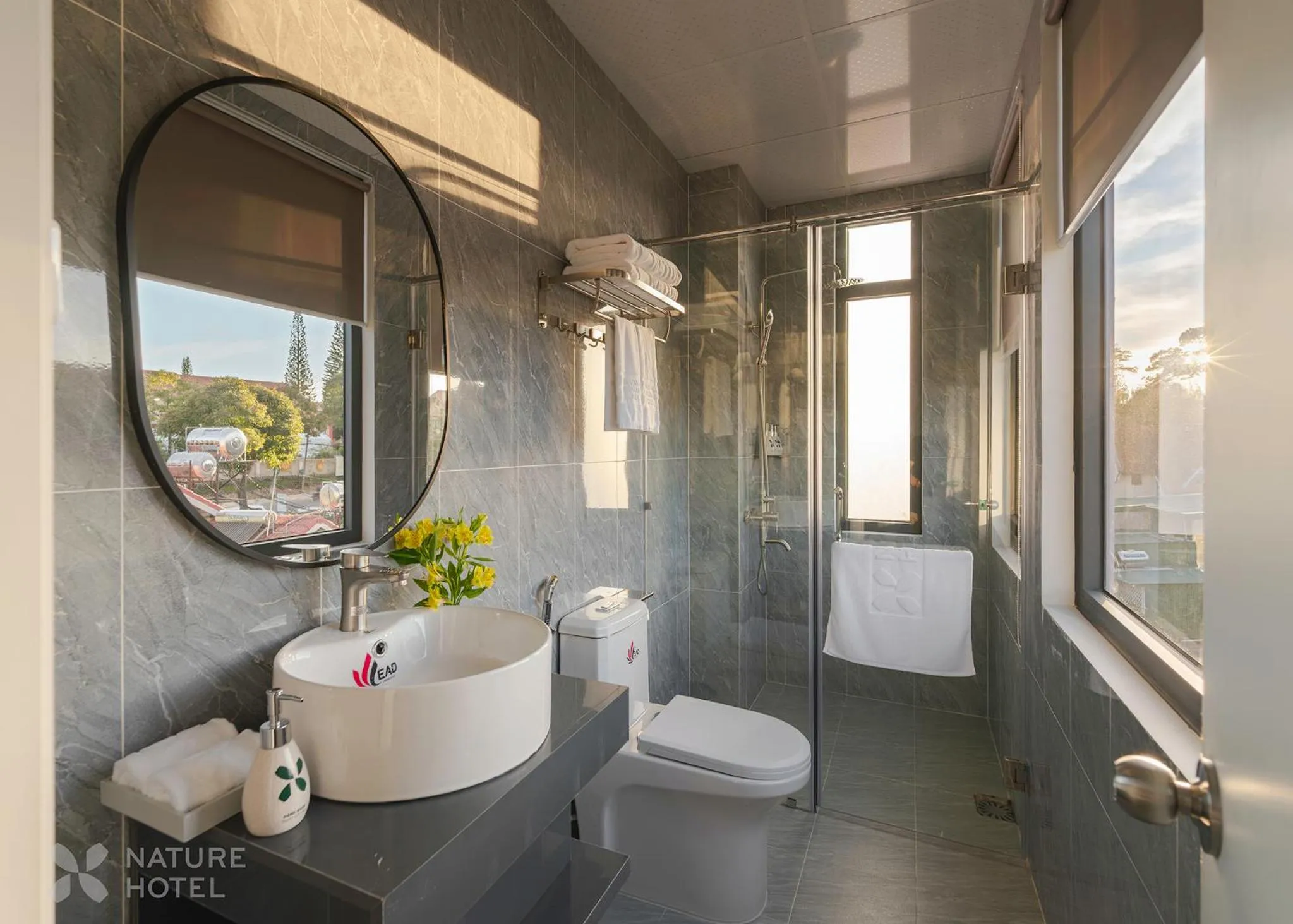 Shower in Nature Hotel - Le Hong Phong