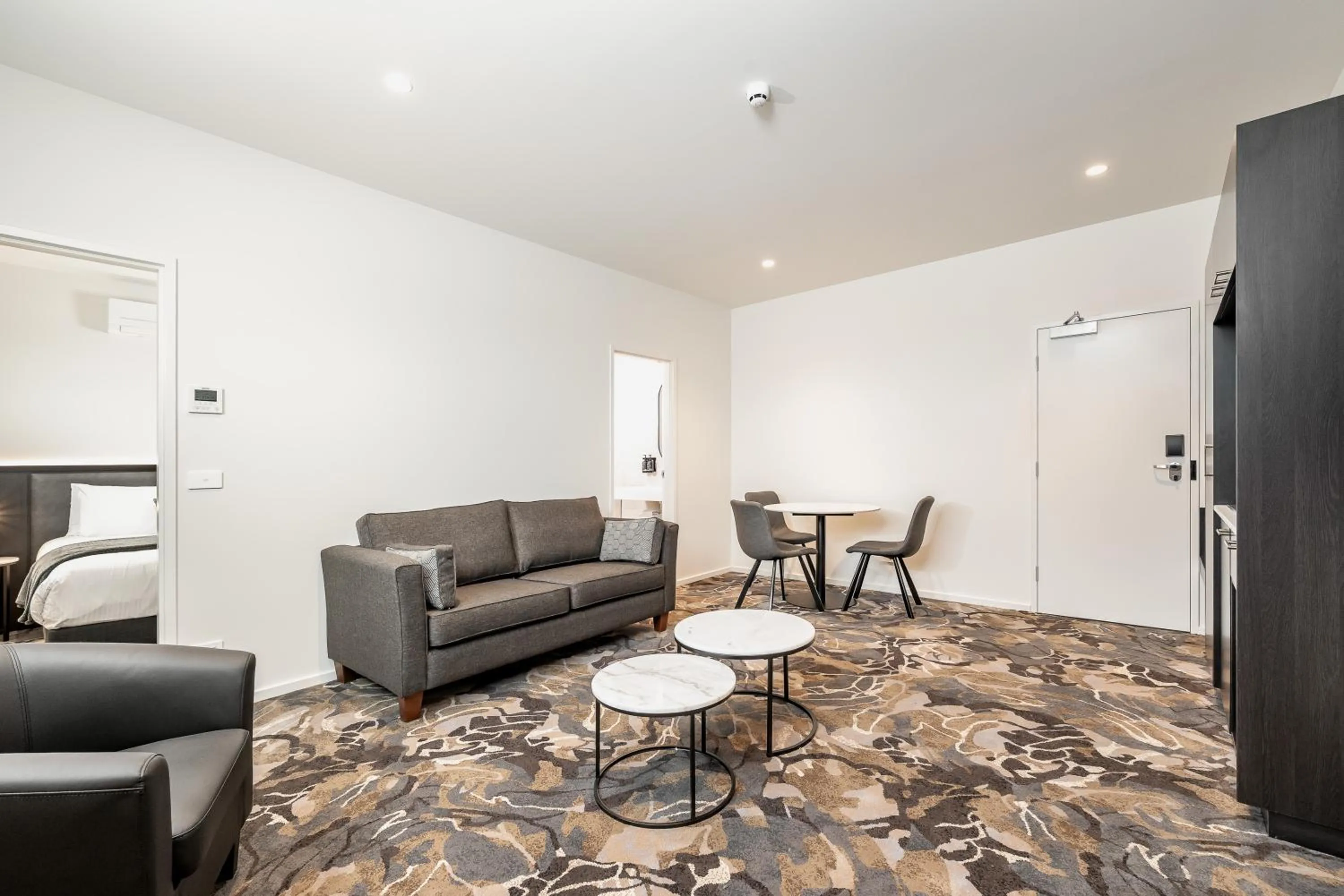 Living room in Mantra Shepparton