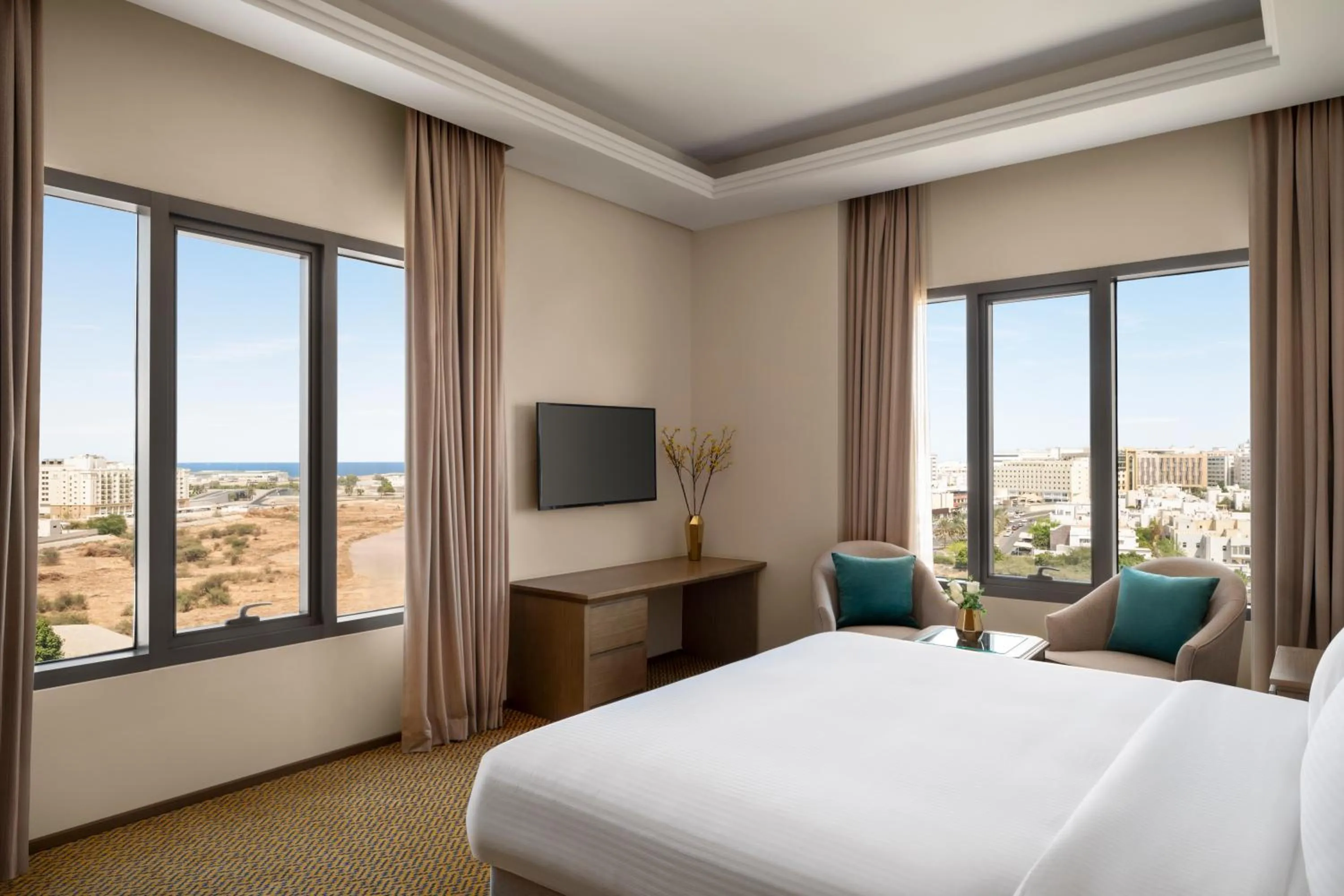 TV and multimedia, Bed in Mercure Muscat