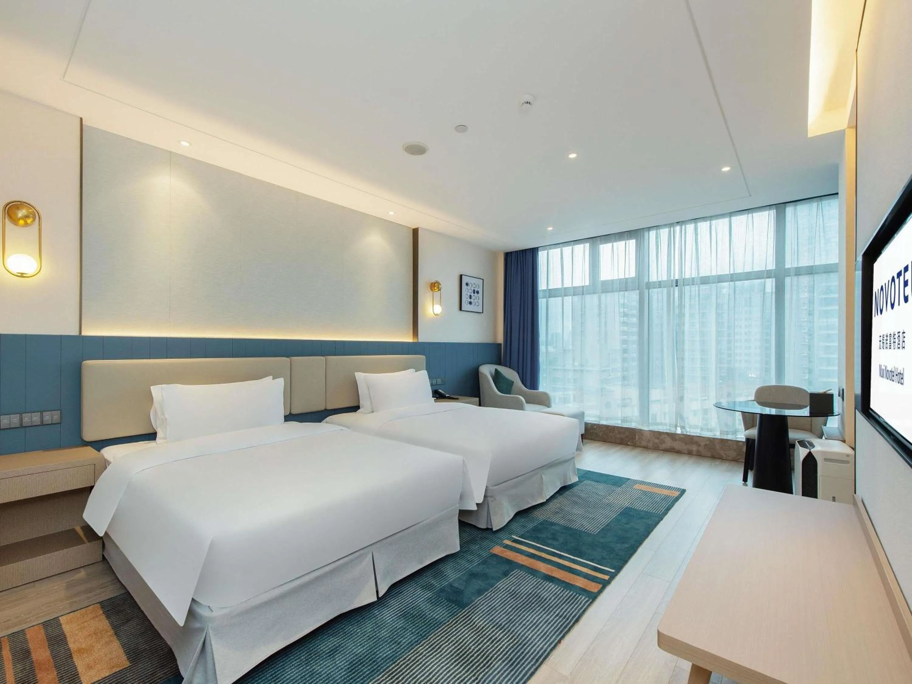 Bedroom, Bed in Novotel Wuxi