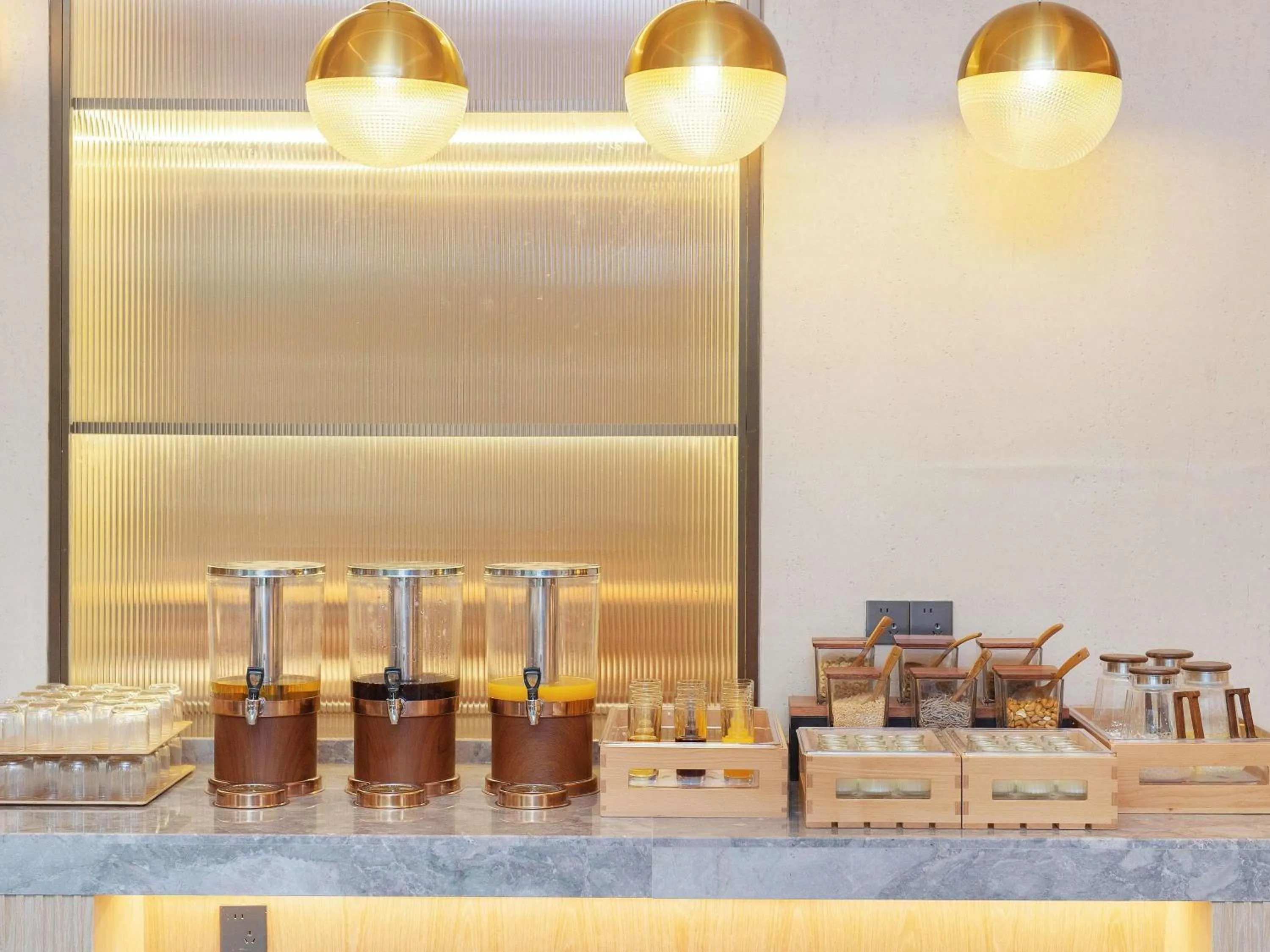 Restaurant/places to eat in Novotel Wuxi