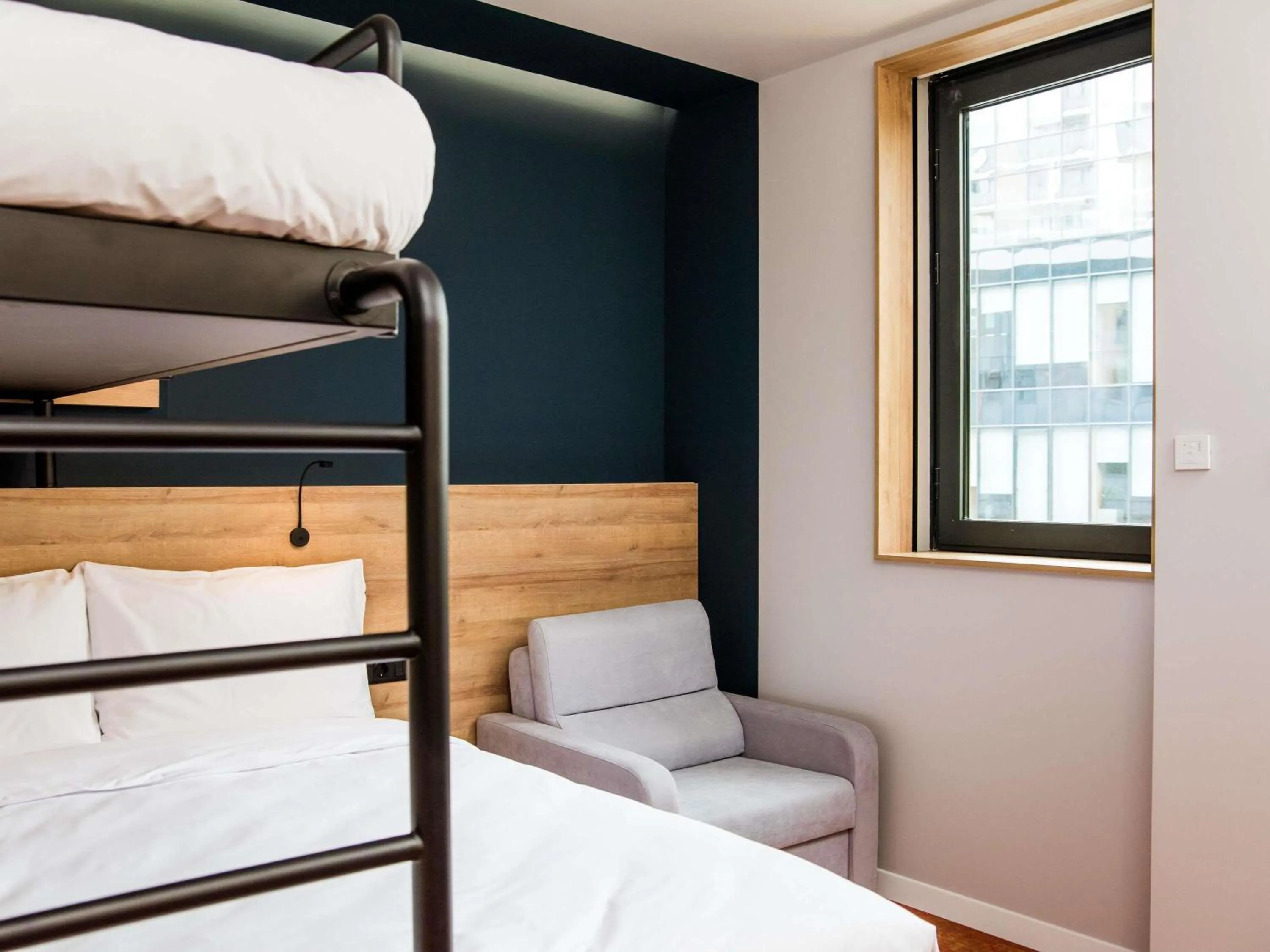 Bedroom, Bed in greet Tbilisi Center