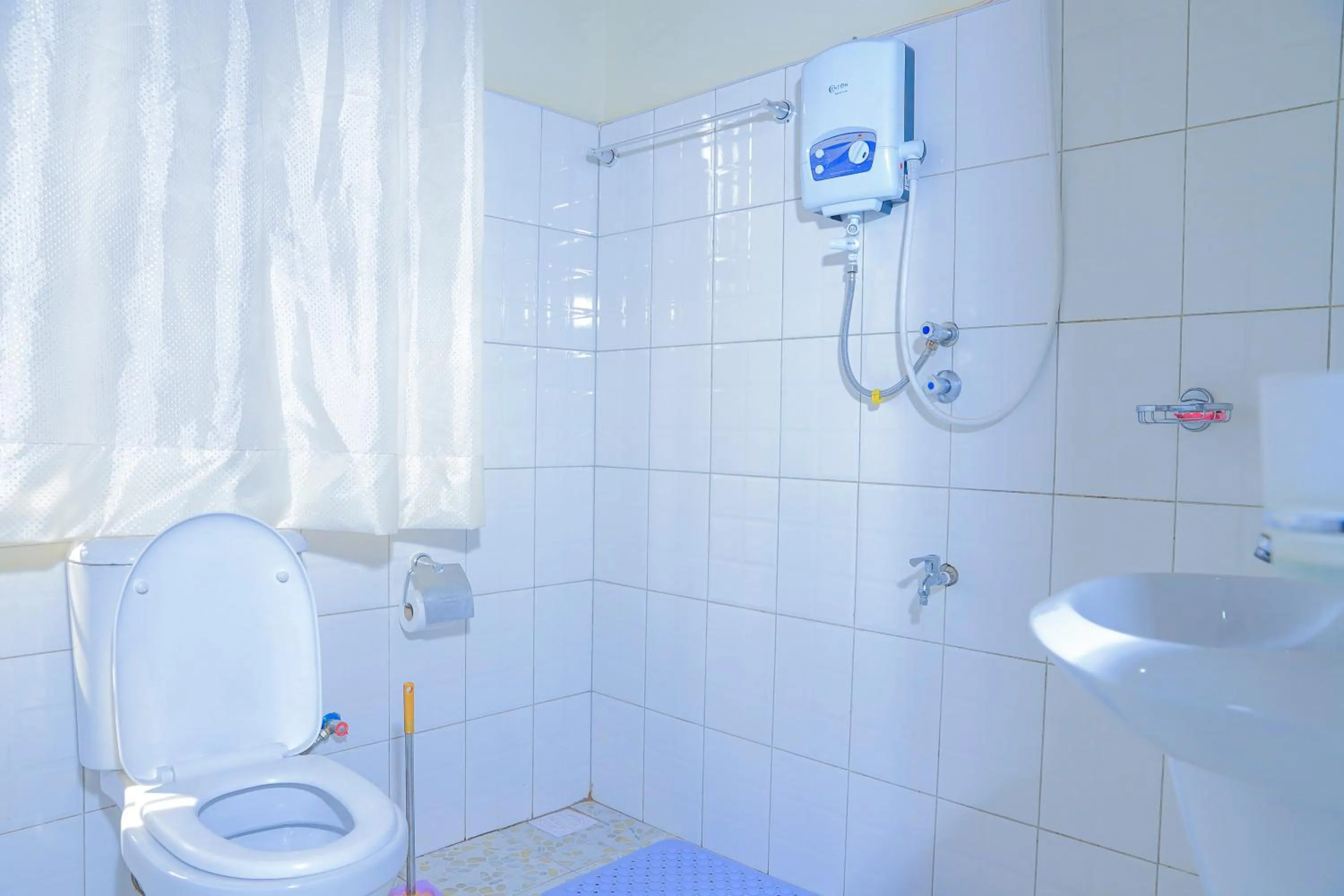 Toilet in Hakyiri B&B