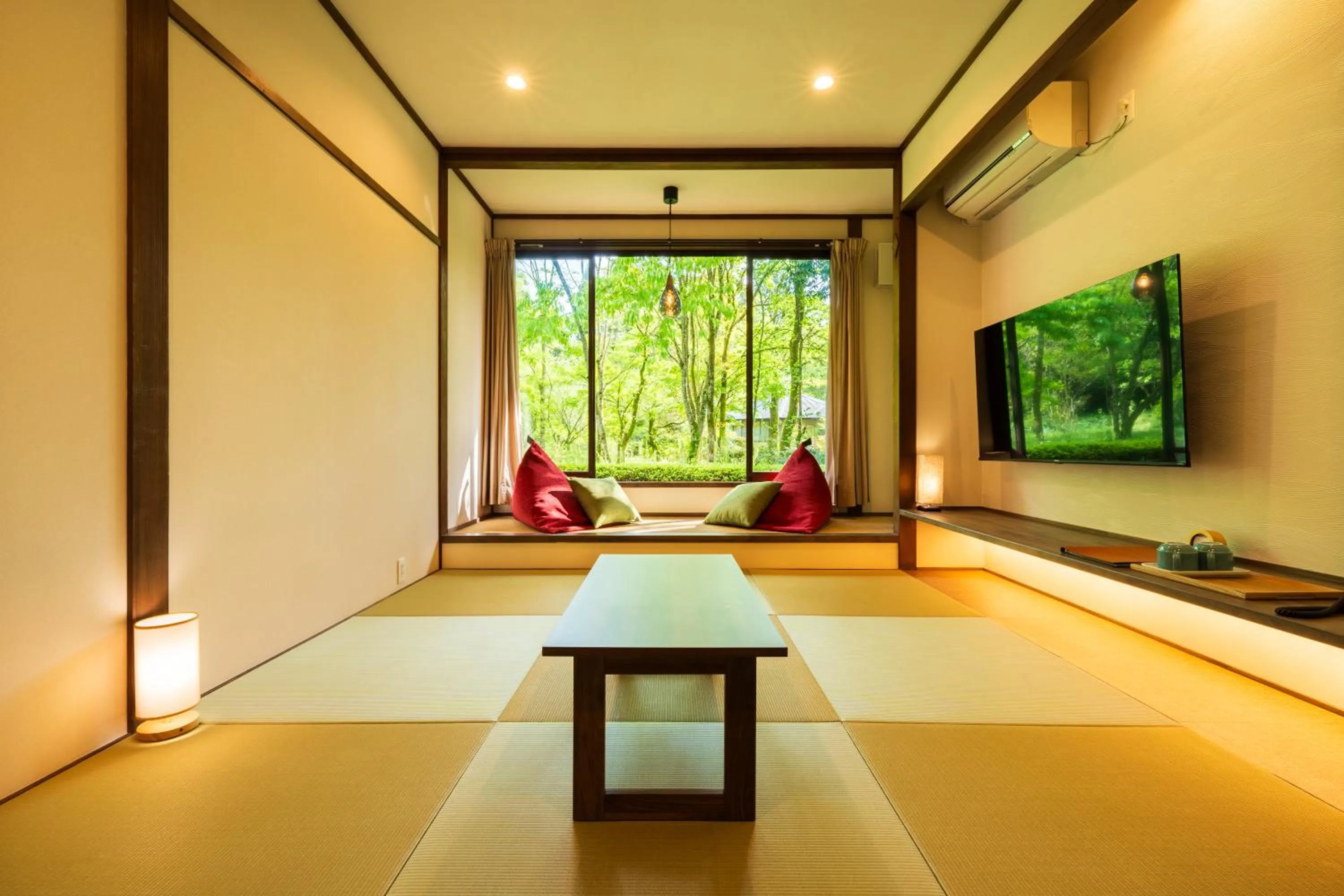 Photo of the whole room in Tokiwaso