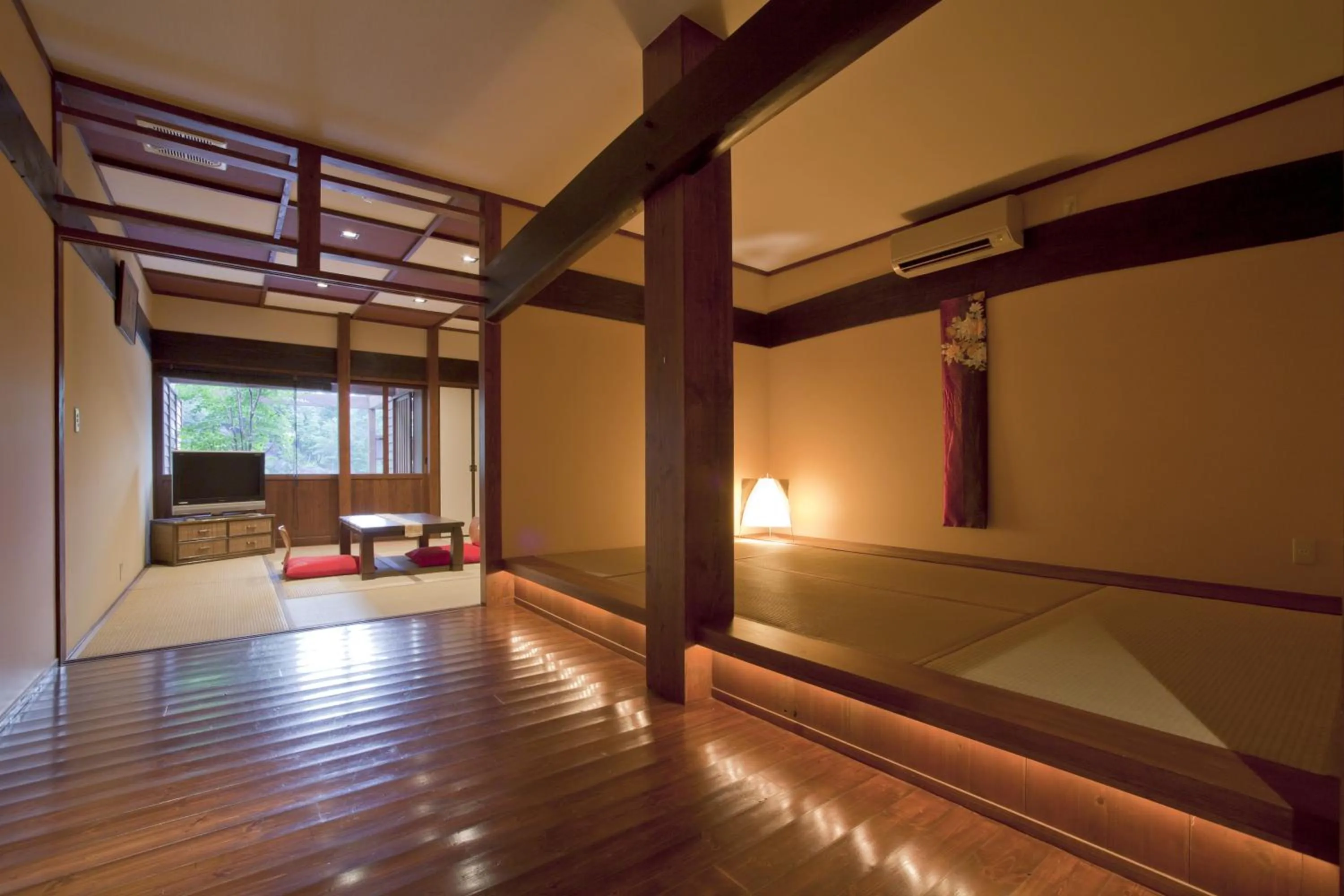 Photo of the whole room in Tokiwaso