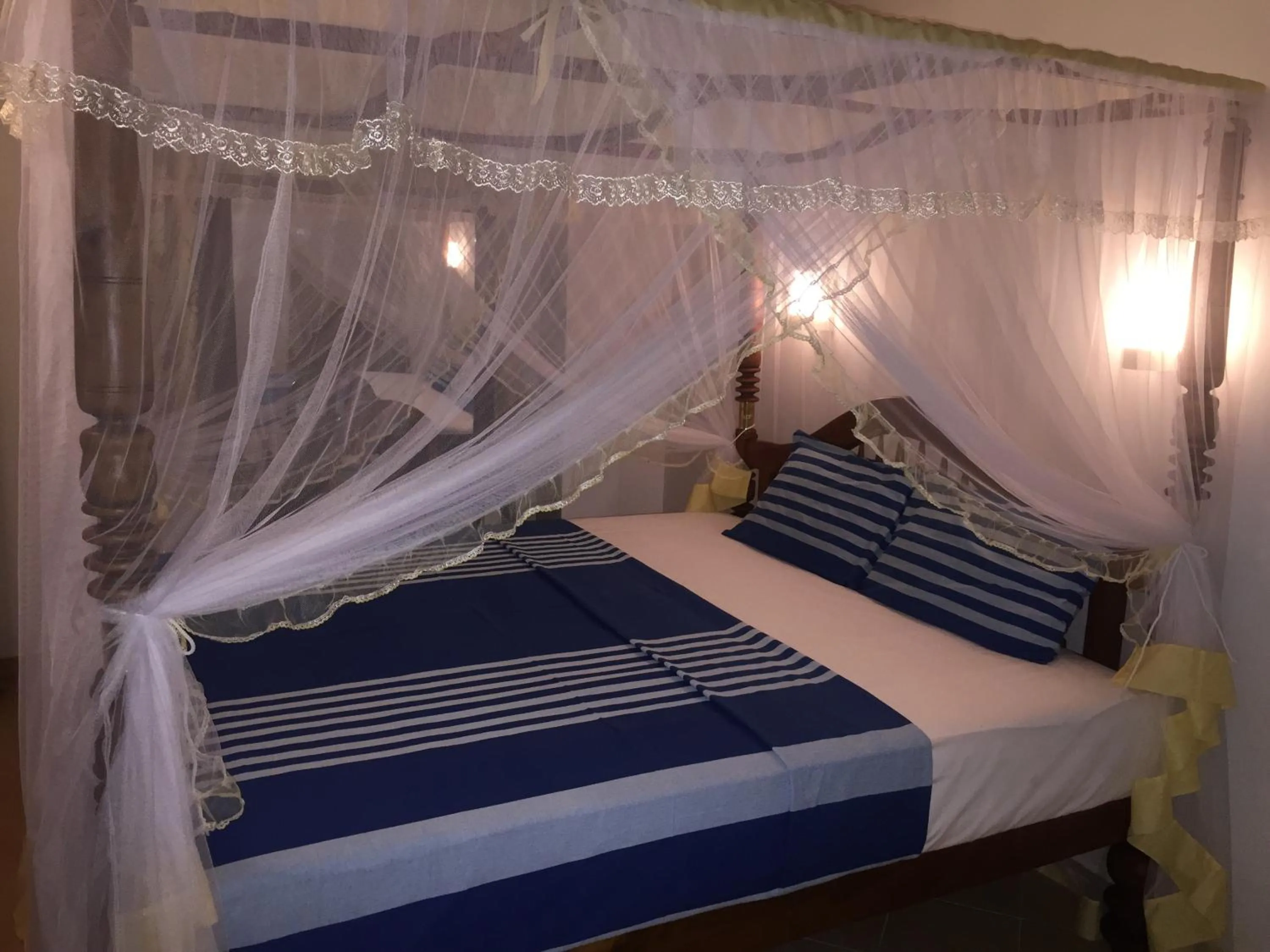 Bed in New Imperial Hotel