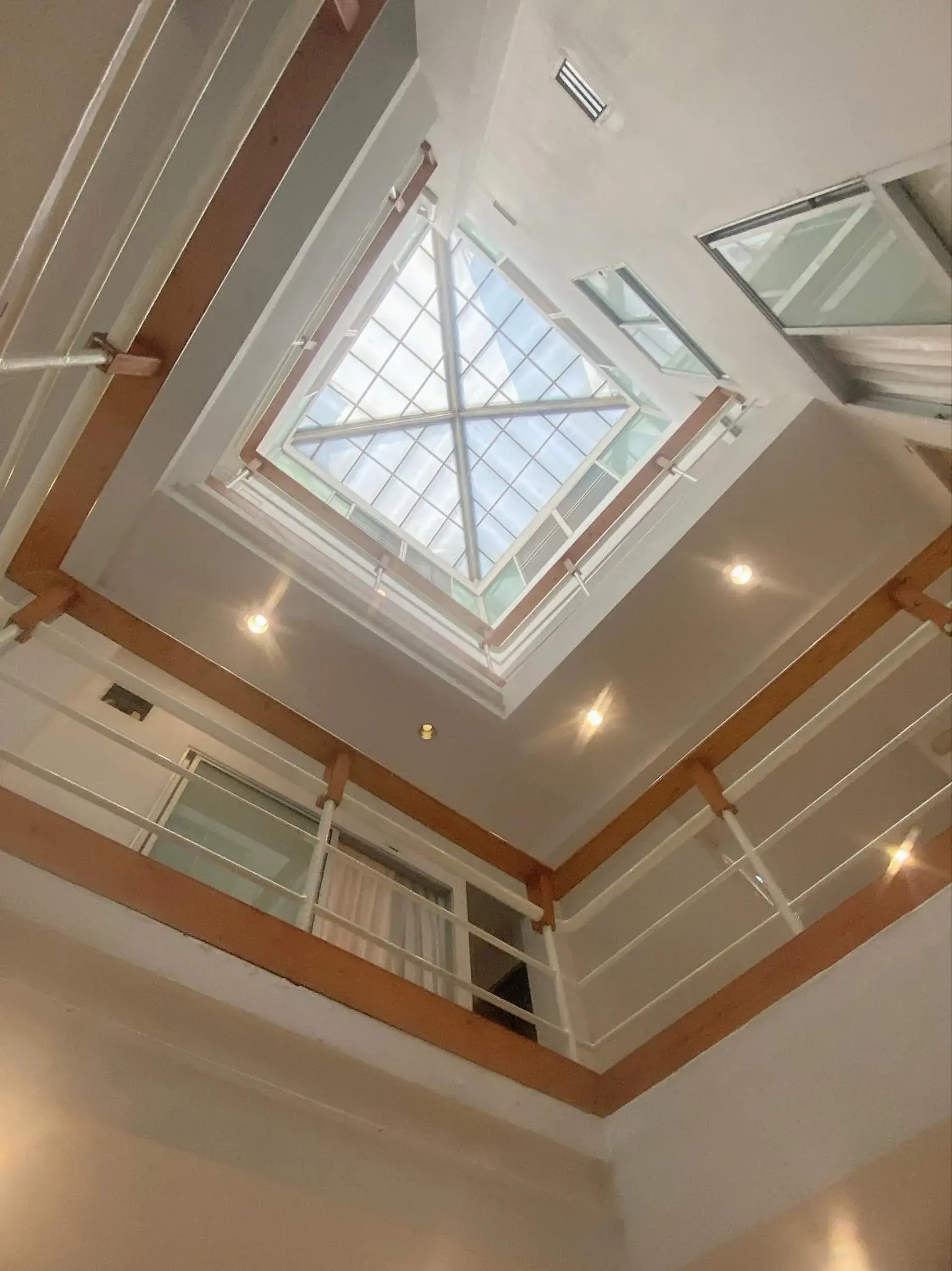 Jo Hometel Jo Hometel