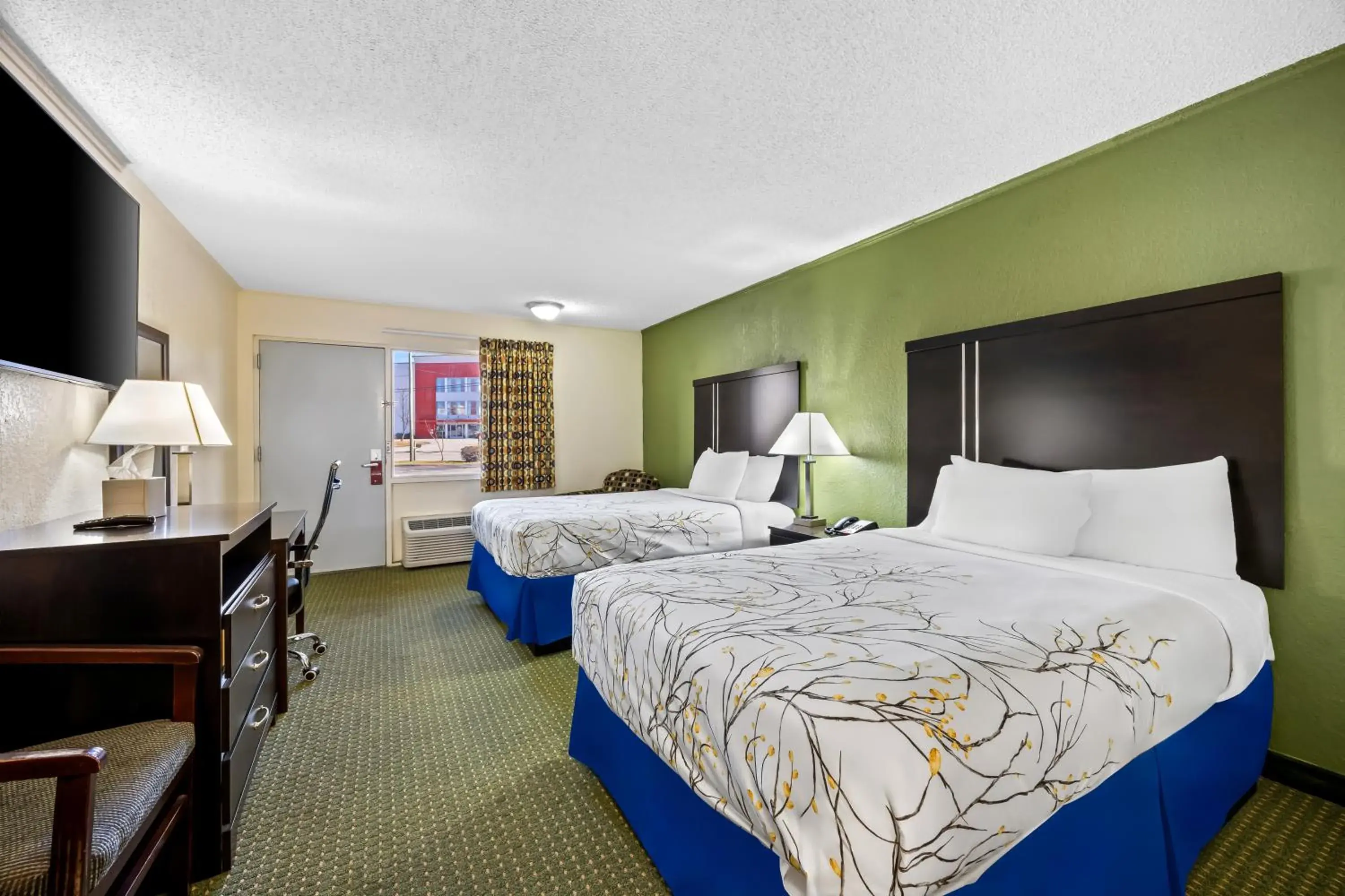 Double Room in America's Best Value Inn-Columbia Double Room in America's Best Value Inn-Columbia