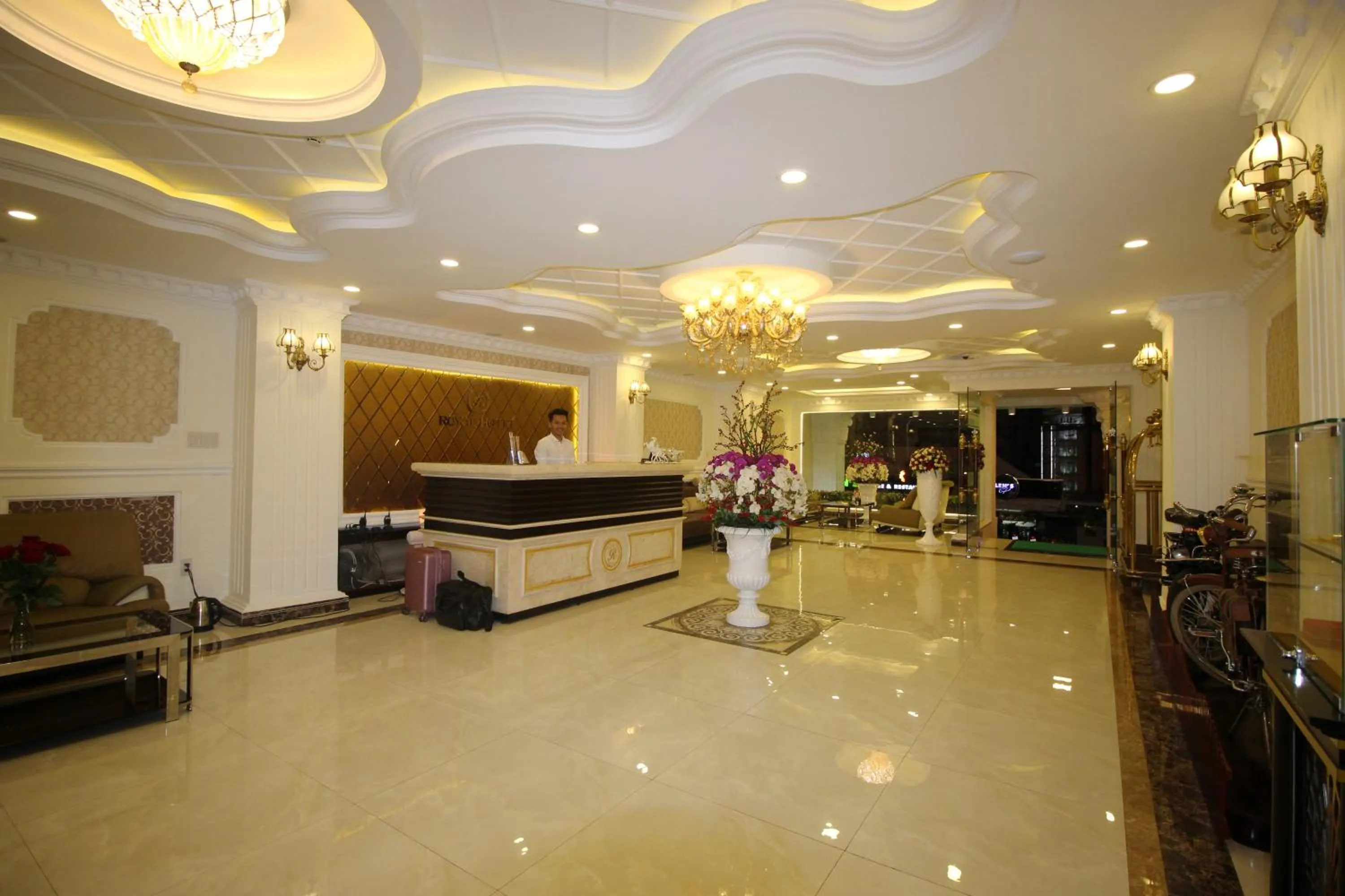 Royal Dalat Hotel