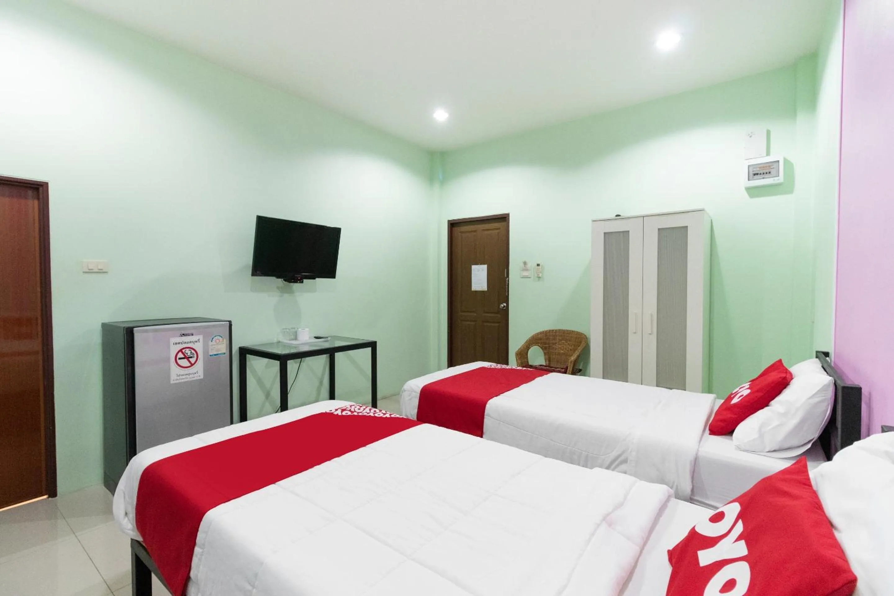 Bedroom in OYO 1163 Eden Hostel