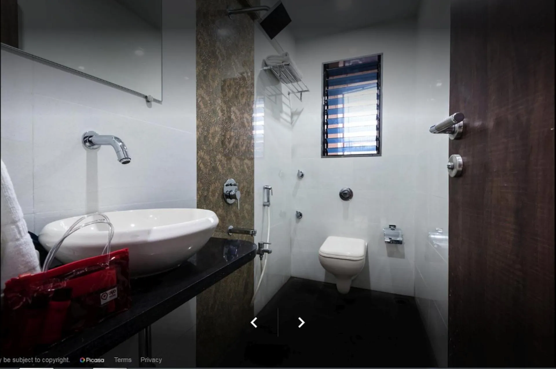 Bathroom in Hotel Shelter Palace