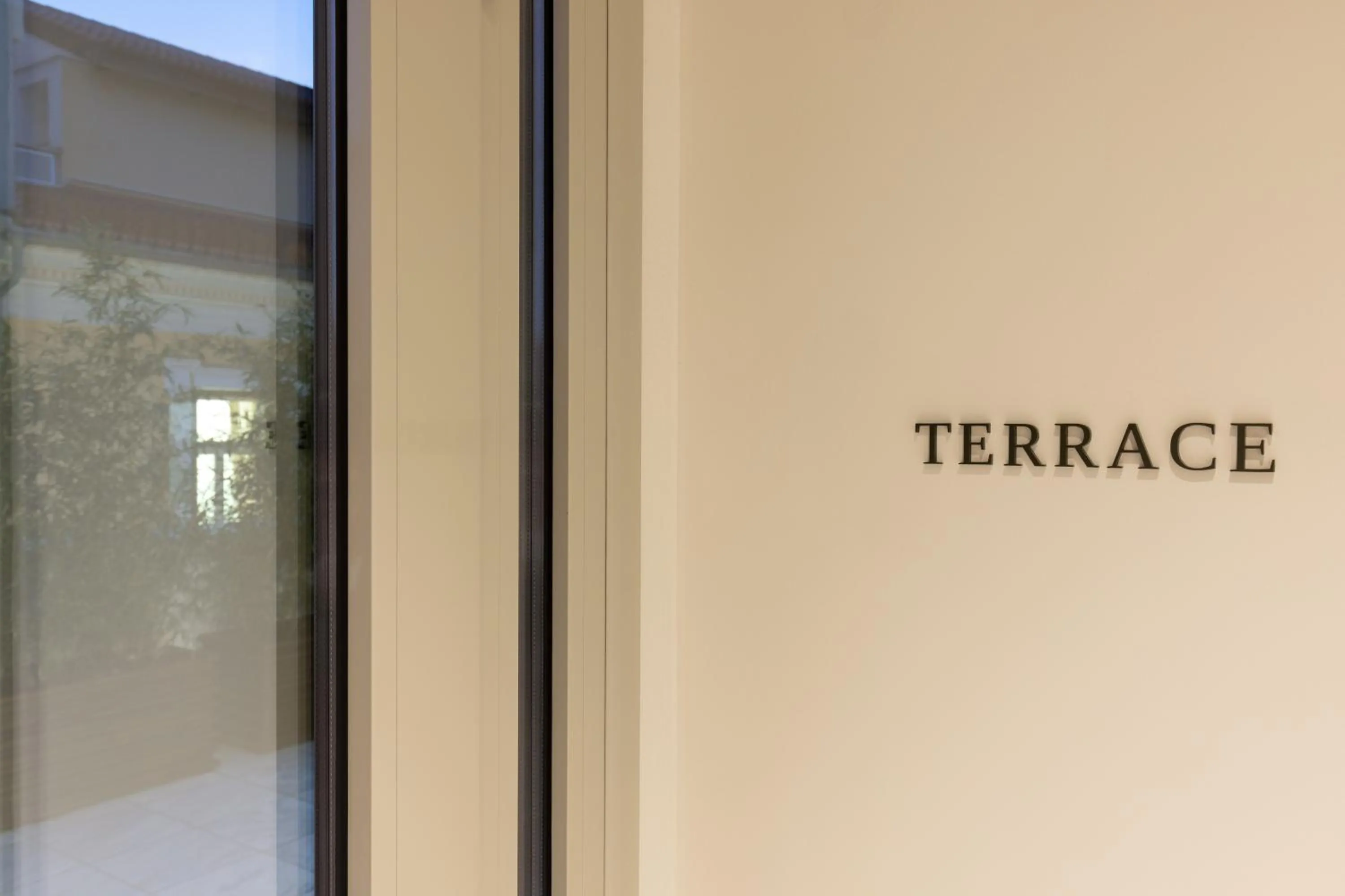 Balcony/Terrace in Silk n Cotton