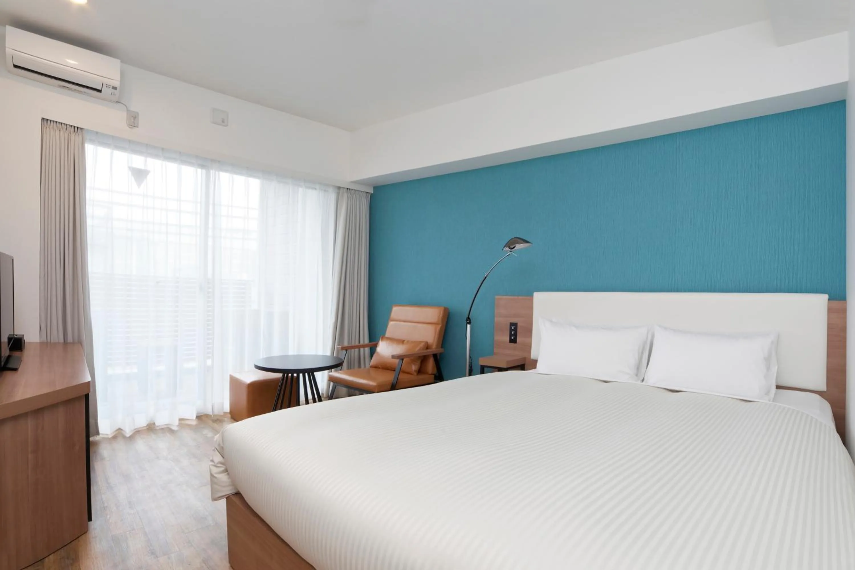 Photo of the whole room, Bed in Sakura Terrace The Gallery