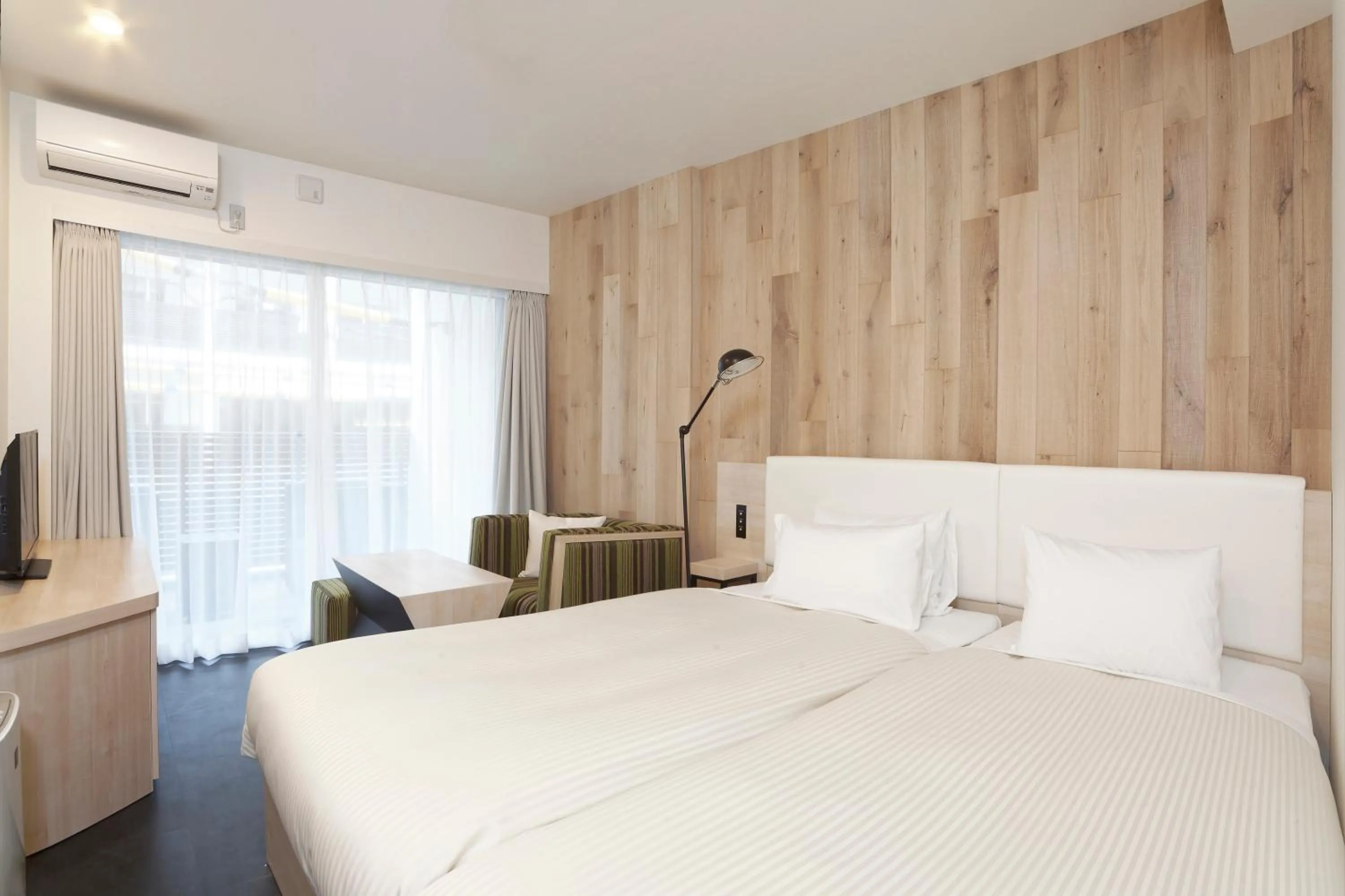 Photo of the whole room, Bed in Sakura Terrace The Gallery