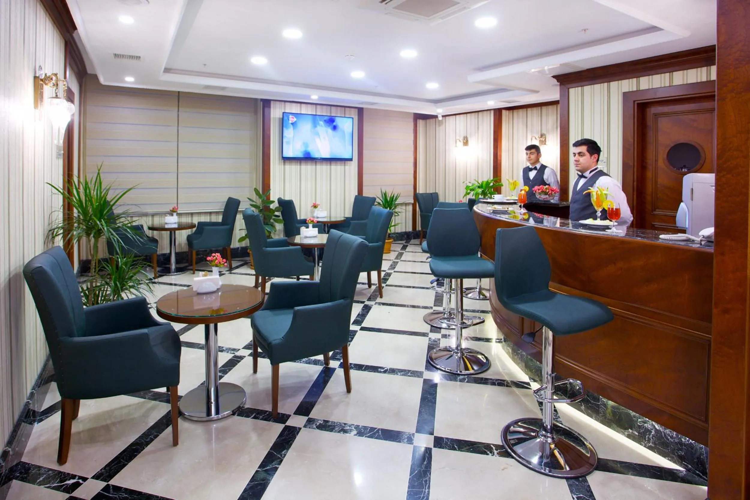 Lounge or bar in Alpinn Hotel Istanbul