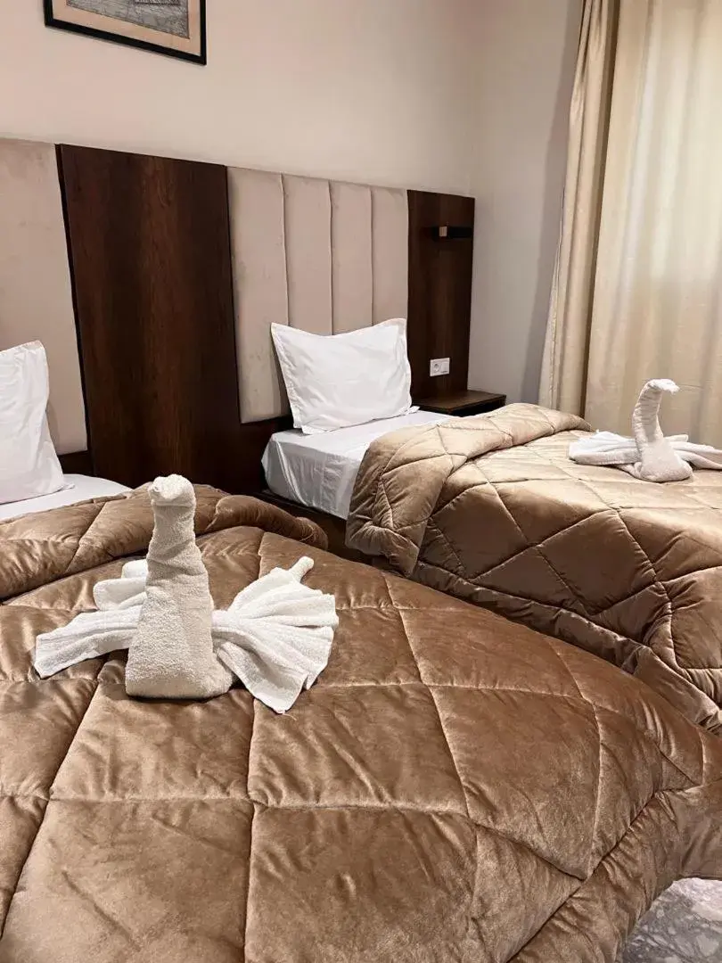 Double Room in Hotel MEDINA Double Room in Hotel MEDINA