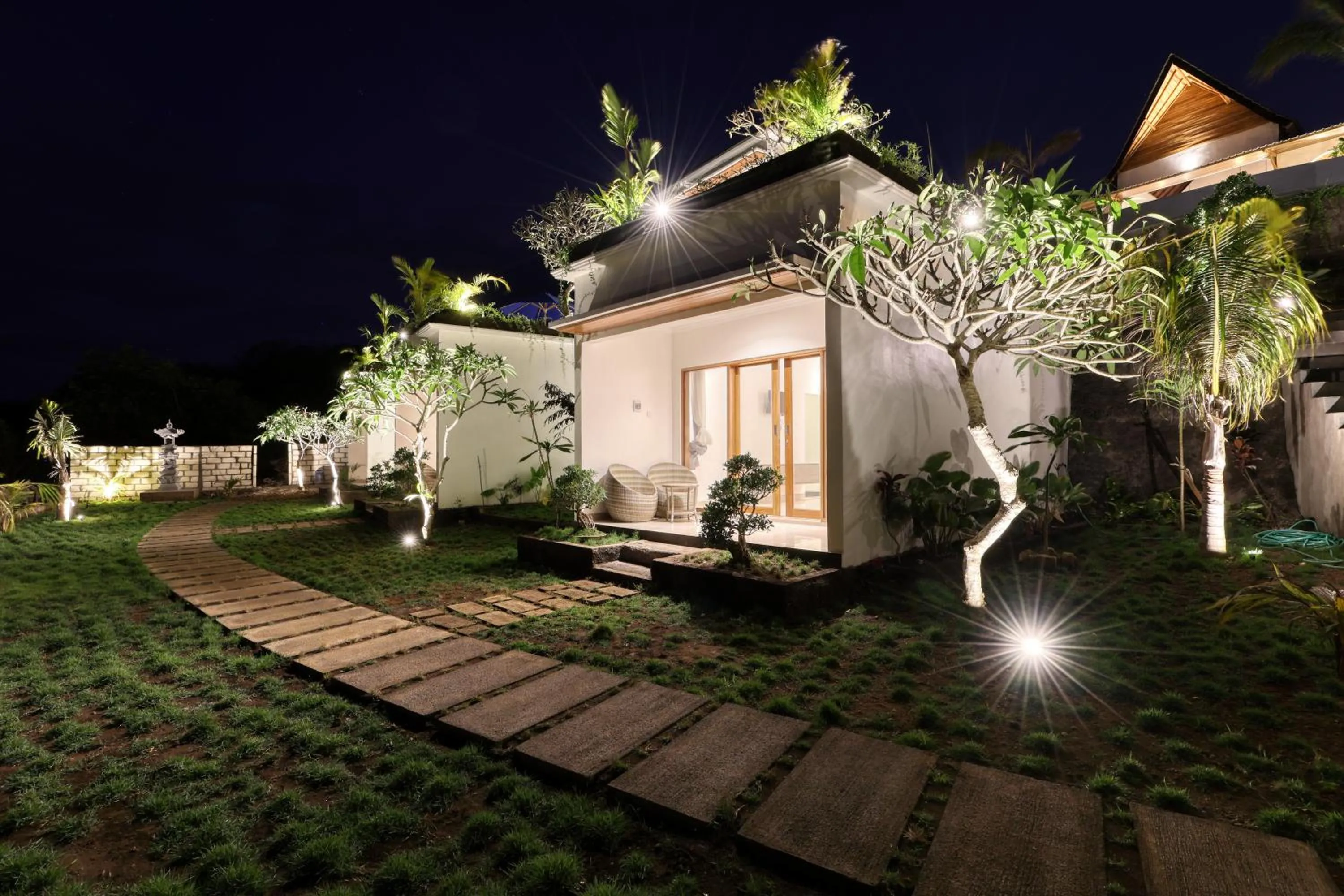 Garden in Kelingking Parama Resort