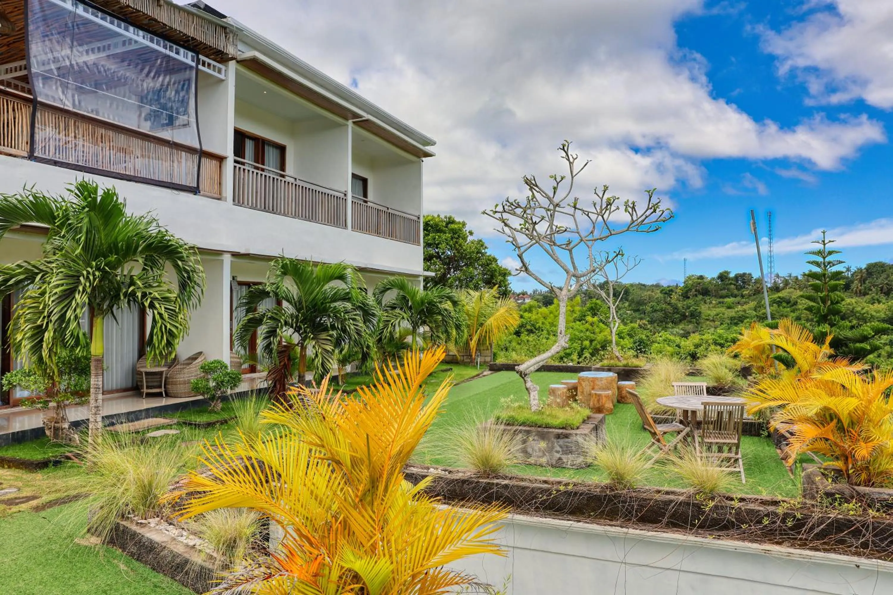 Garden in Kelingking Parama Resort